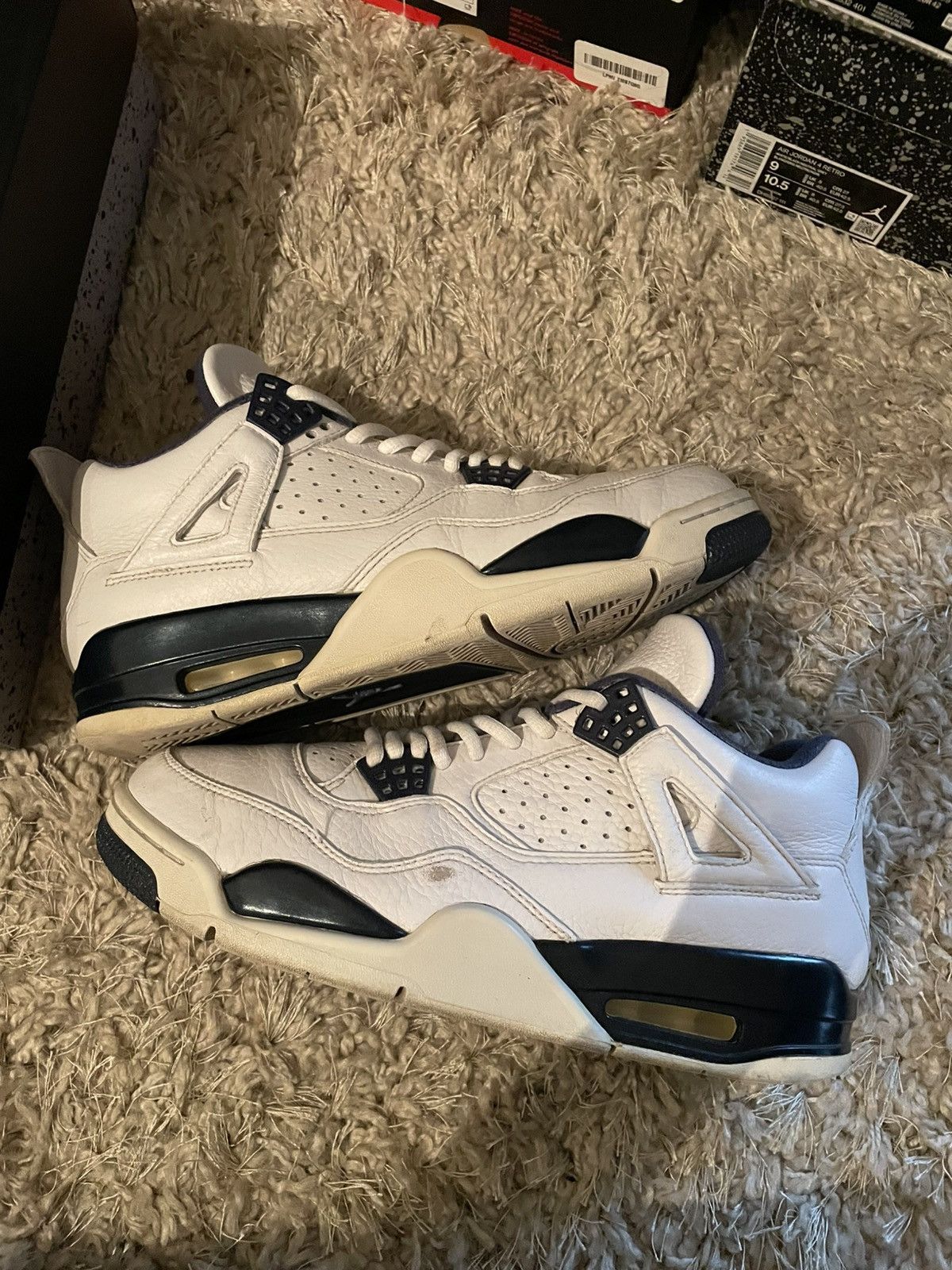 Jordan Brand Jordan 4 Columbia 2015 Release Size US 9 / EU 42 - 2 Thumbnail