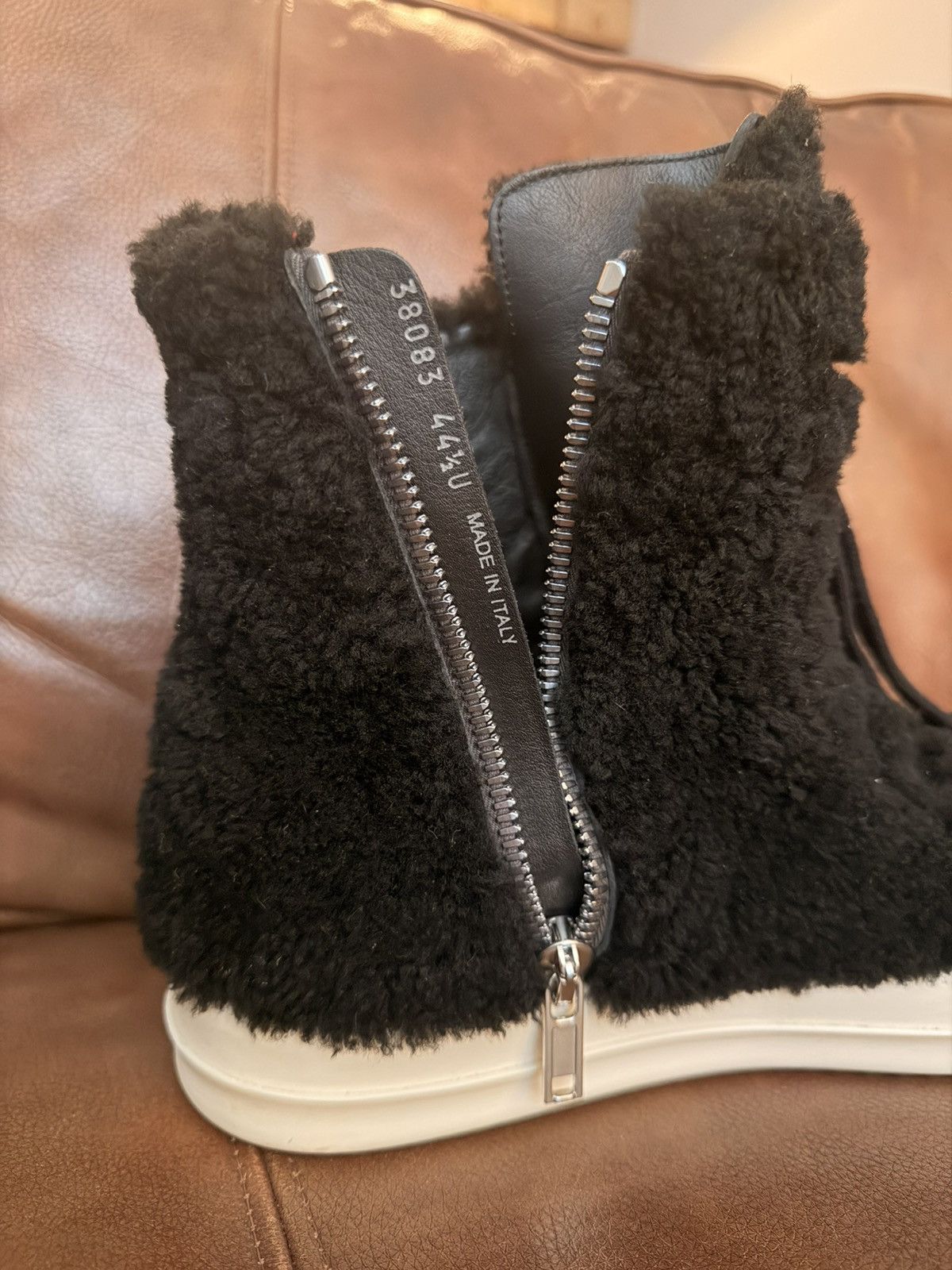 Rick Owens Rick Owens Shearling Lamb Ramones High 44.5 Black Milk Size US 11.5 / EU 44-45 - 8 Thumbnail