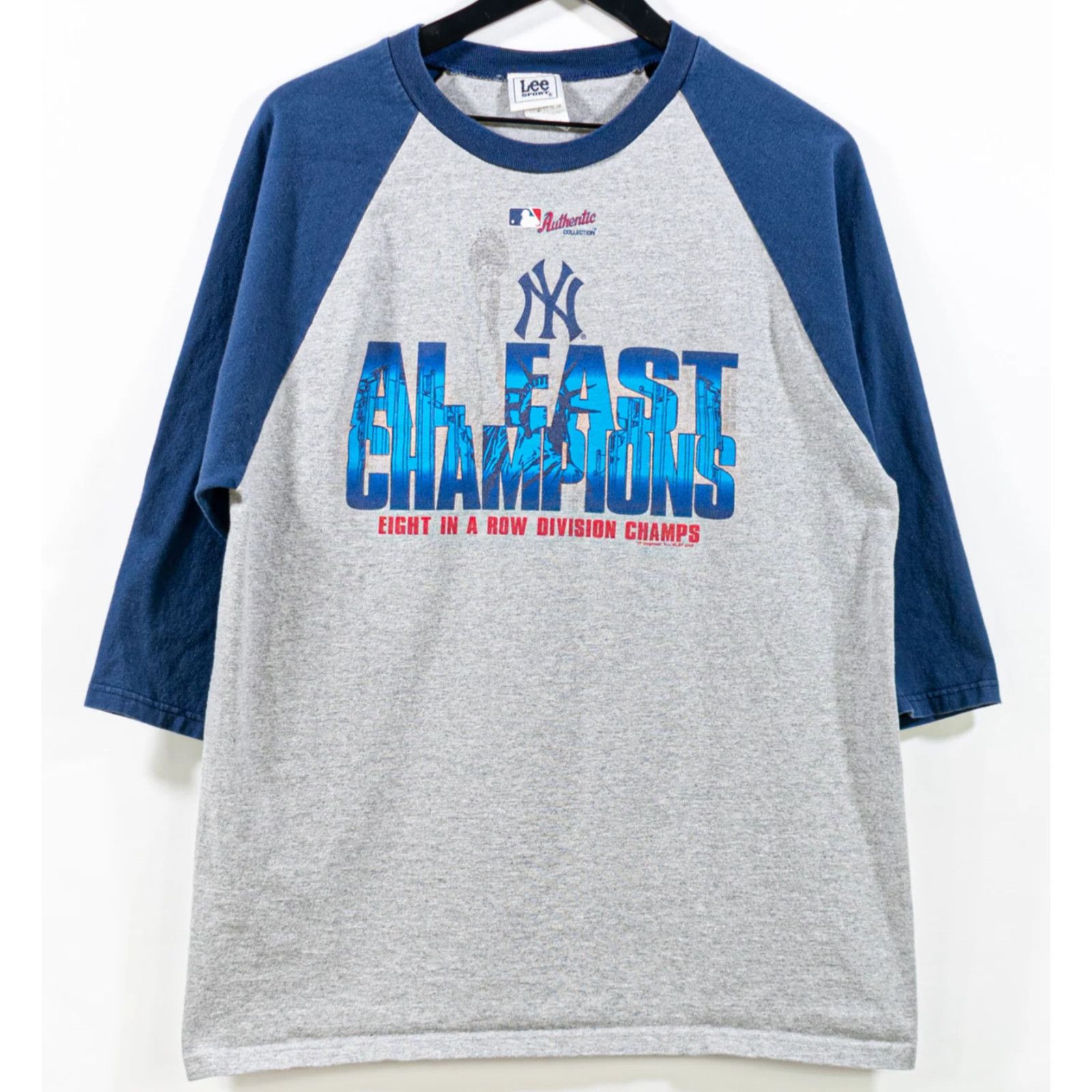 Lee New York Yankees 2005 AL East Champions Tee XL Lee Sport MLB Size US XL / EU 56 / 4 - 8 Thumbnail