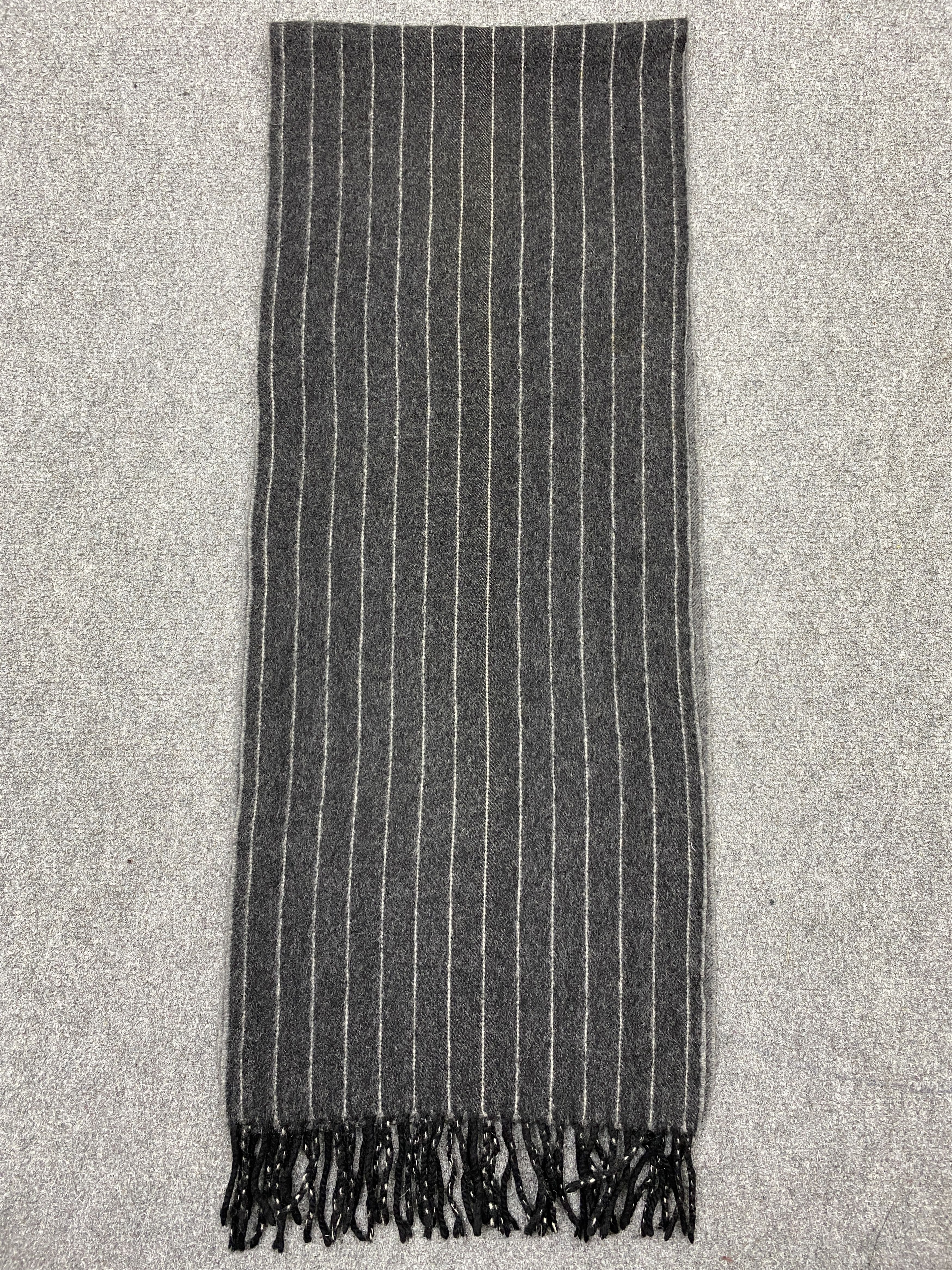 Begg x Co Begg & Co. X United Arrows Cashmere Scarf Muffler SC0125 Size ONE SIZE - 8 Thumbnail
