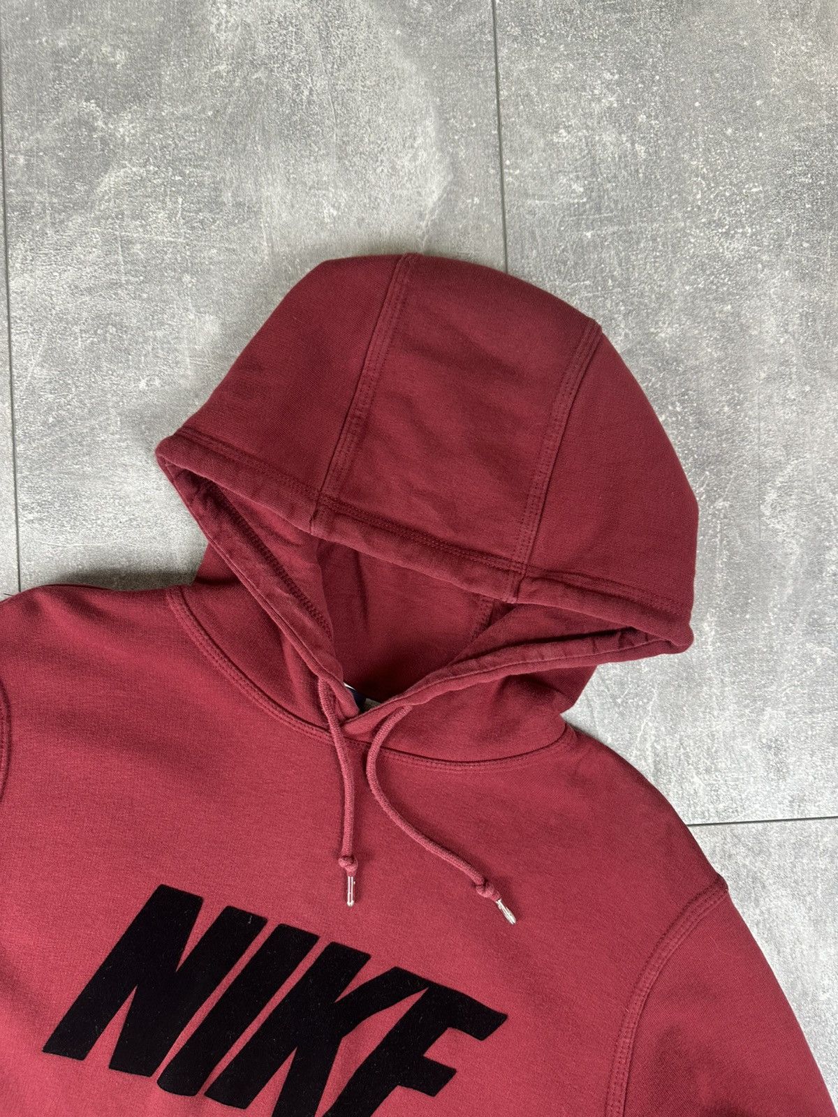 Nike Mens Nike Overprint Logo Burgundy Velour Hoodie Size US M / EU 48-50 / 2 - 4 Thumbnail