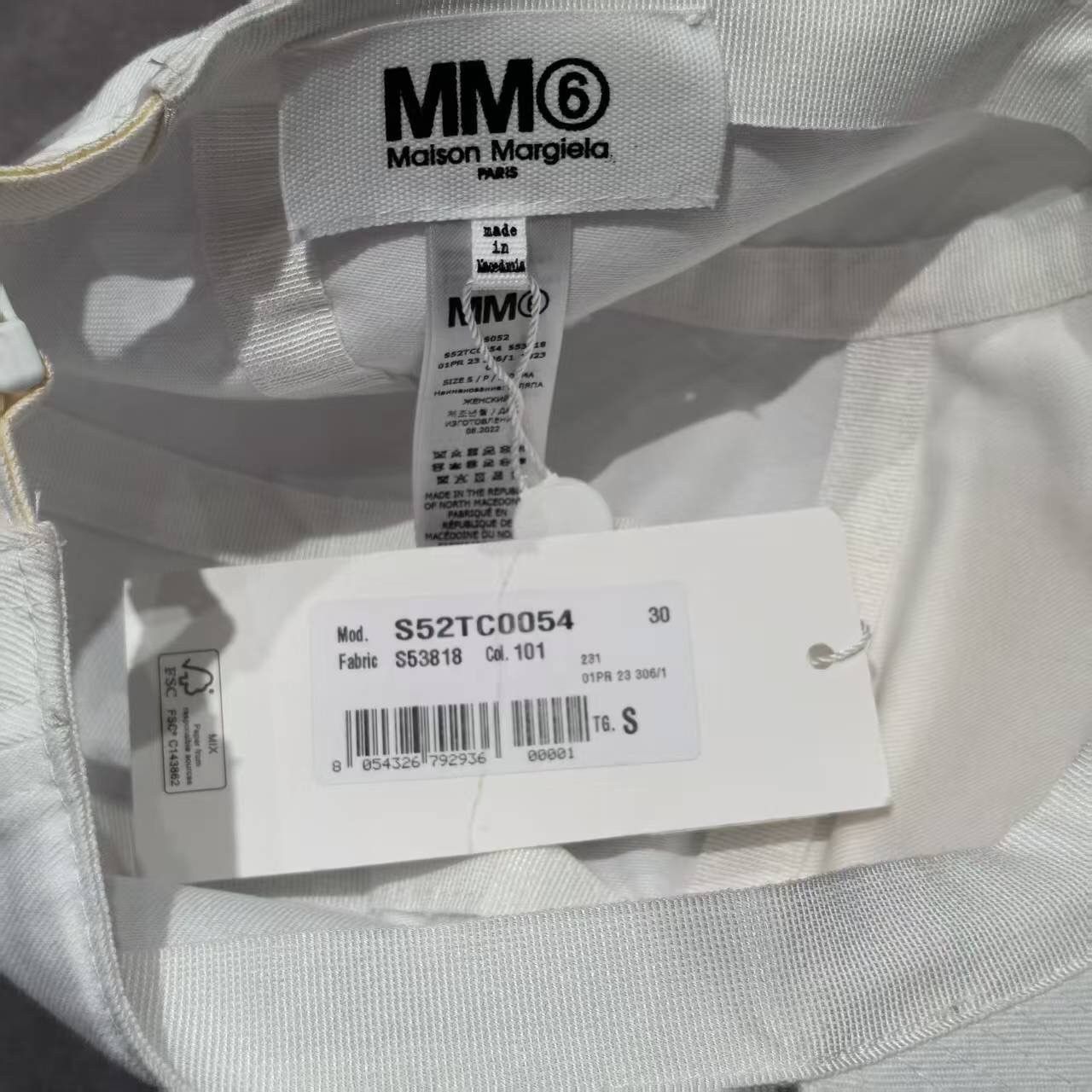 Maison Margiela NWT MM6 logo label cap white unisex Size ONE SIZE - 12 Thumbnail