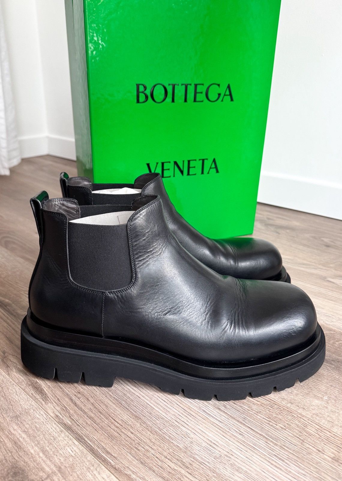 Bottega Veneta Men’s Bottega Veneta Lug Chelsea boots black leather 13 US Size US 13 / EU 46 - 6 Thumbnail