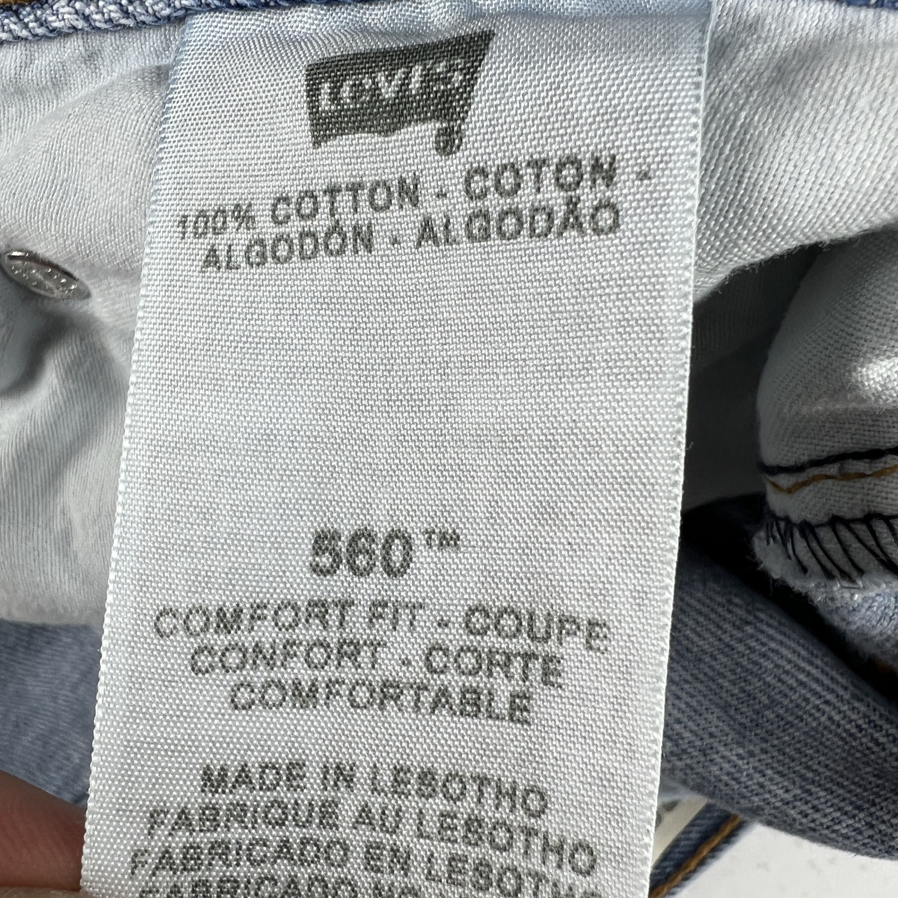 Levi's Levi's Jeans Men's 560 Loose Tapered Blue Faded Denim Size US 34 / EU 50 - 9 Thumbnail