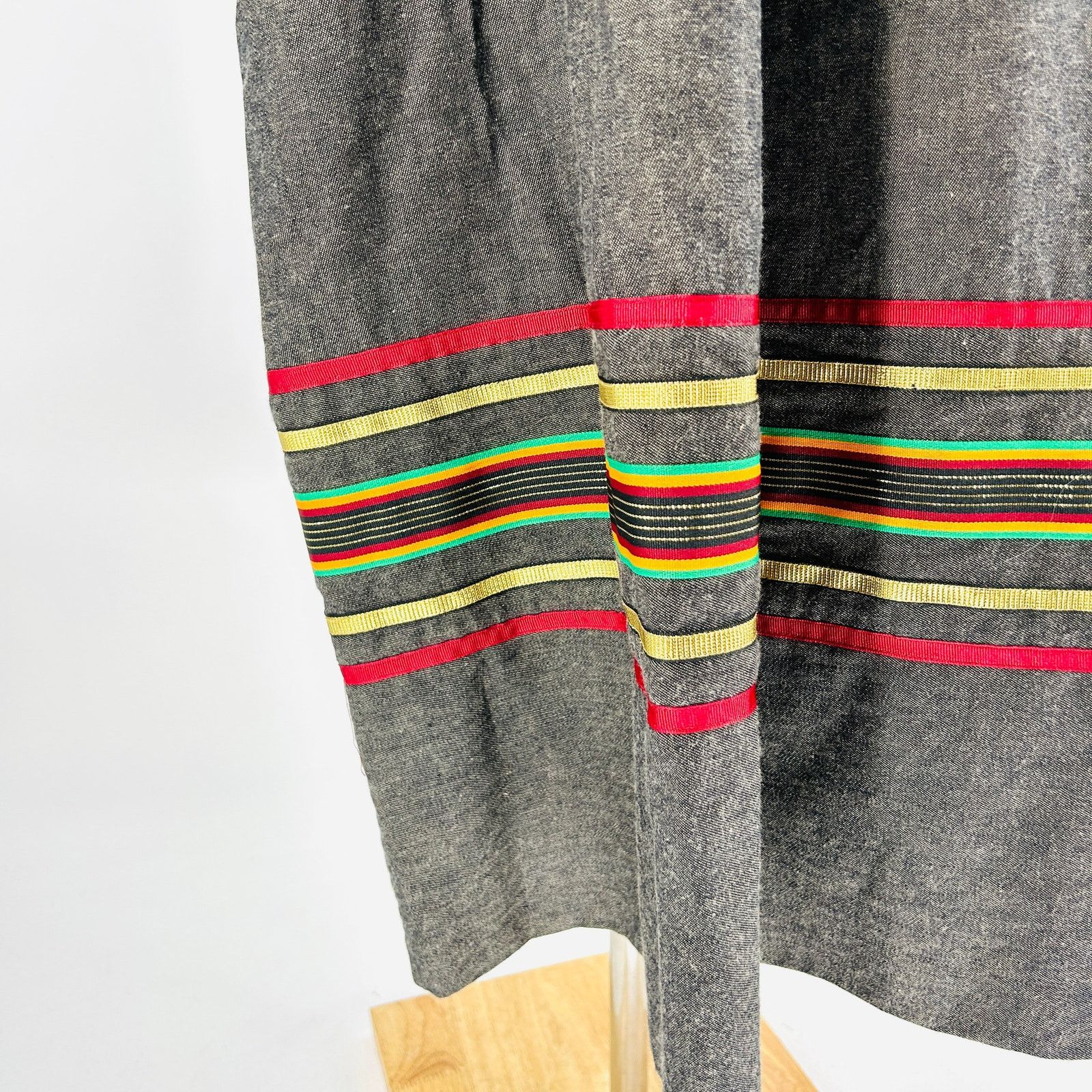 Vintage Vintage 70s Gray Striped Ribbon Trim Puff Sleeve Dress Size S / US 4 / IT 40 - 5 Thumbnail