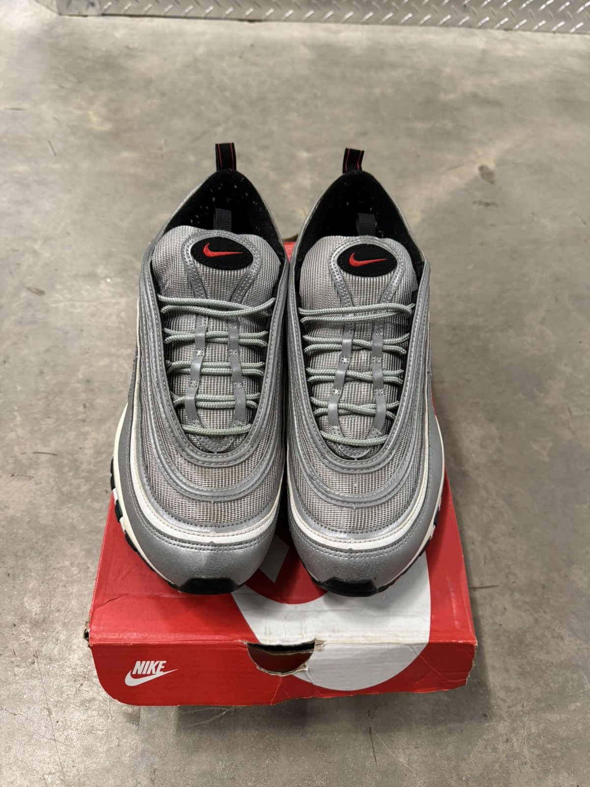 Nike Nike Air Max 97 OG Silver Bullet 2022 Size 12 Size US 12 / EU 45 - 4 Thumbnail