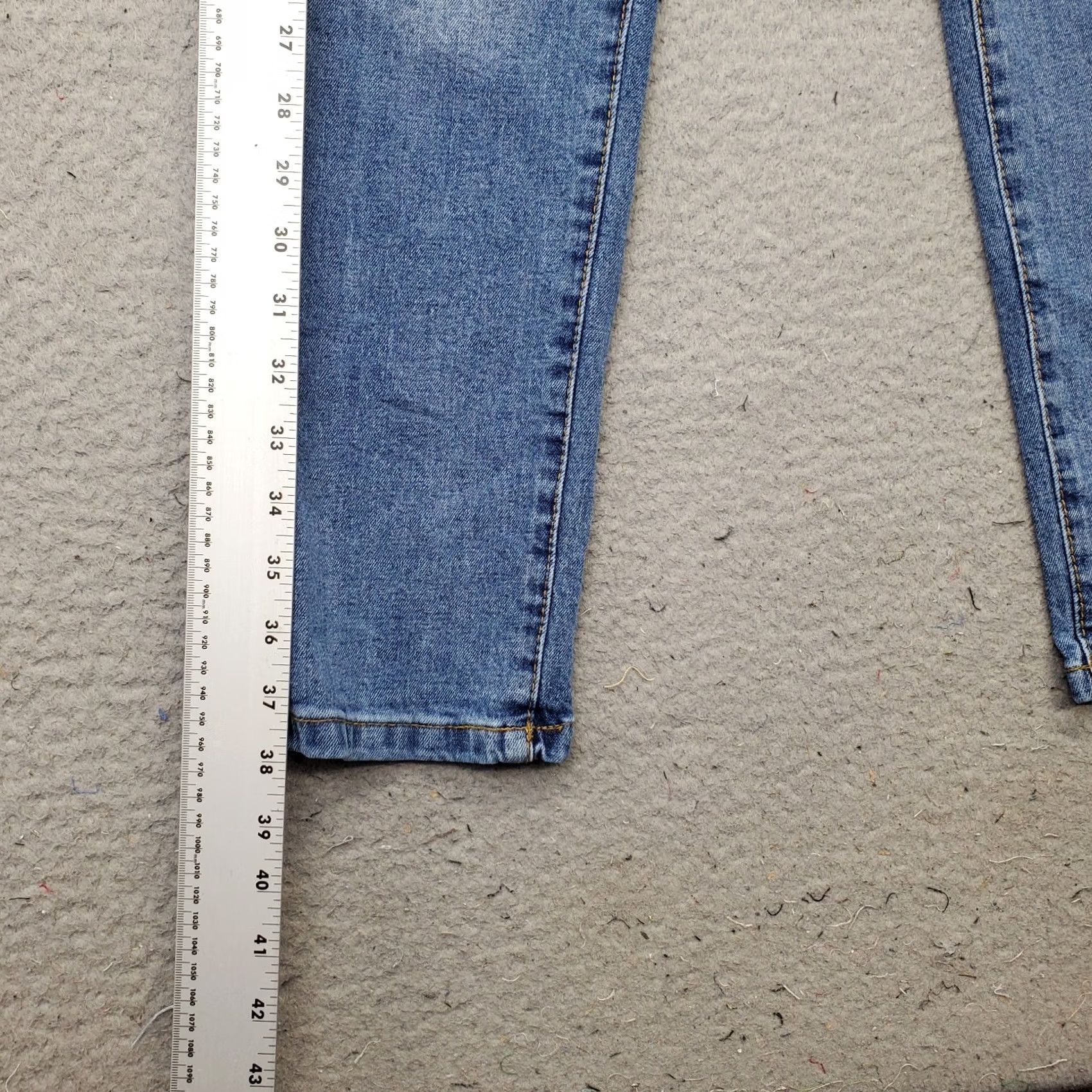 Cotton On Cotton On Womens 4 Jeans Main Mom Straight Denim Stretch Blue 5-Pocket Regular Inseam 26.5" Light Wash Vintage: No Size 27" / US 4 / IT 40 - 3 Thumbnail