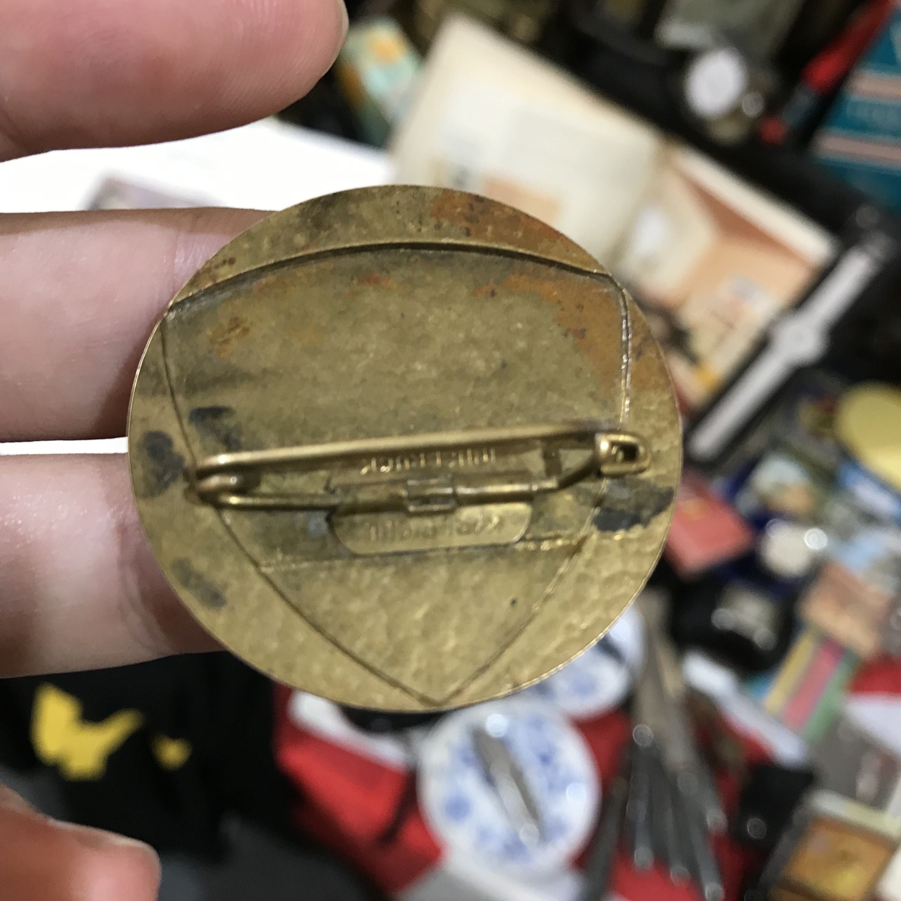 Vintage Vintage Europe PIN Enamel Metal steel Copyrigt 1970s 1980s Size ONE SIZE - 9 Thumbnail