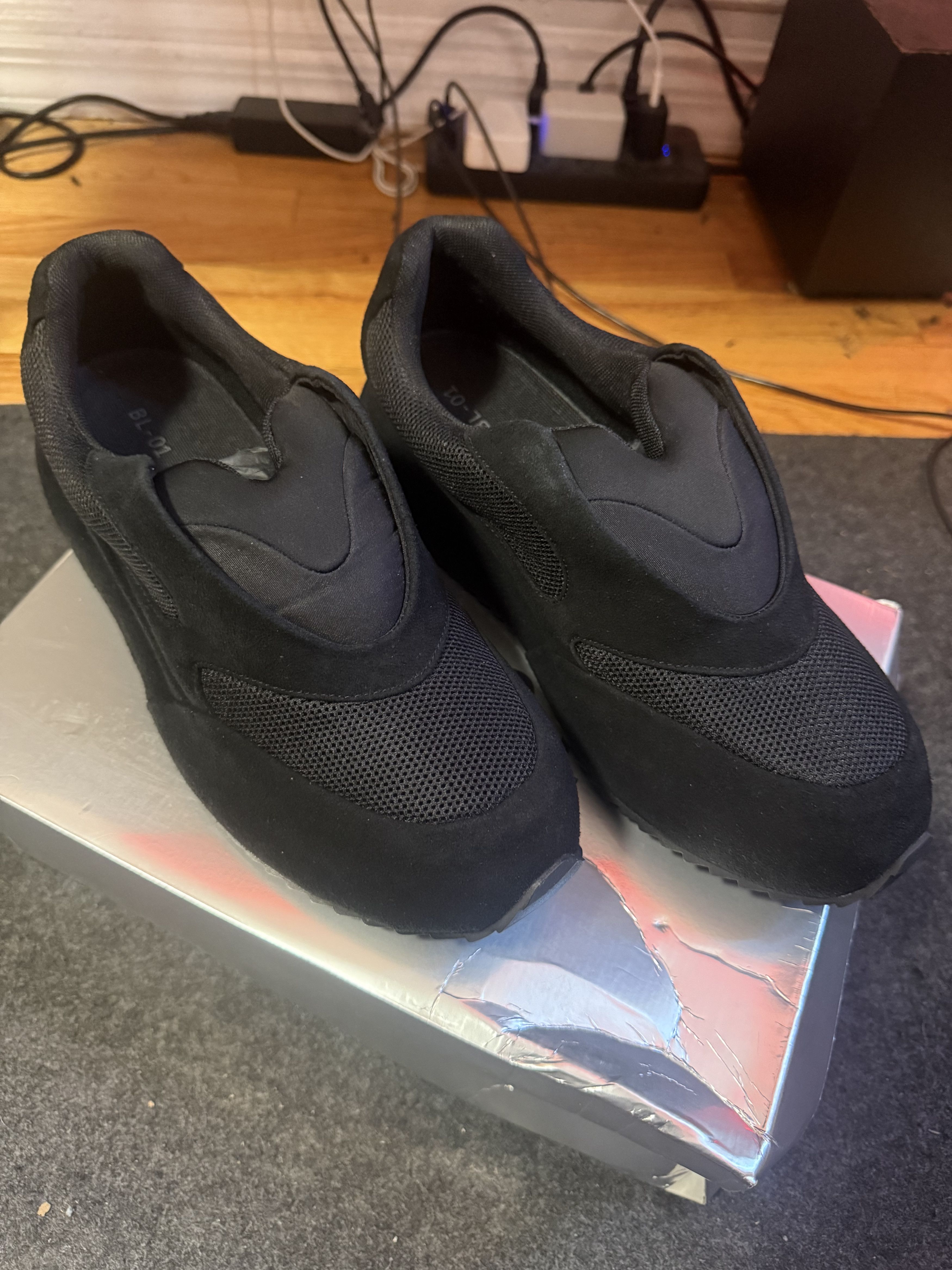 Yeezy 01 | Grailed