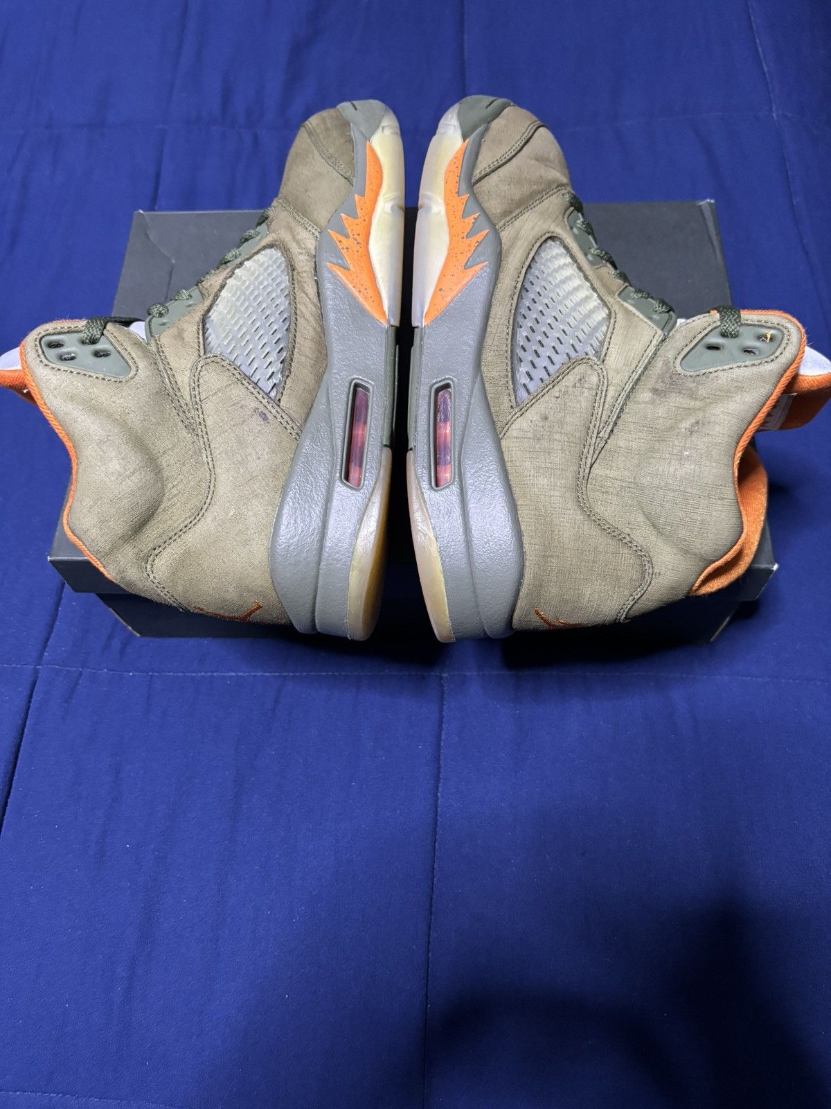 Jordan Brand Jordan 5 Retro Olive 2024 Size 10.5 Size US 10.5 / EU 43-44 - 2 Thumbnail
