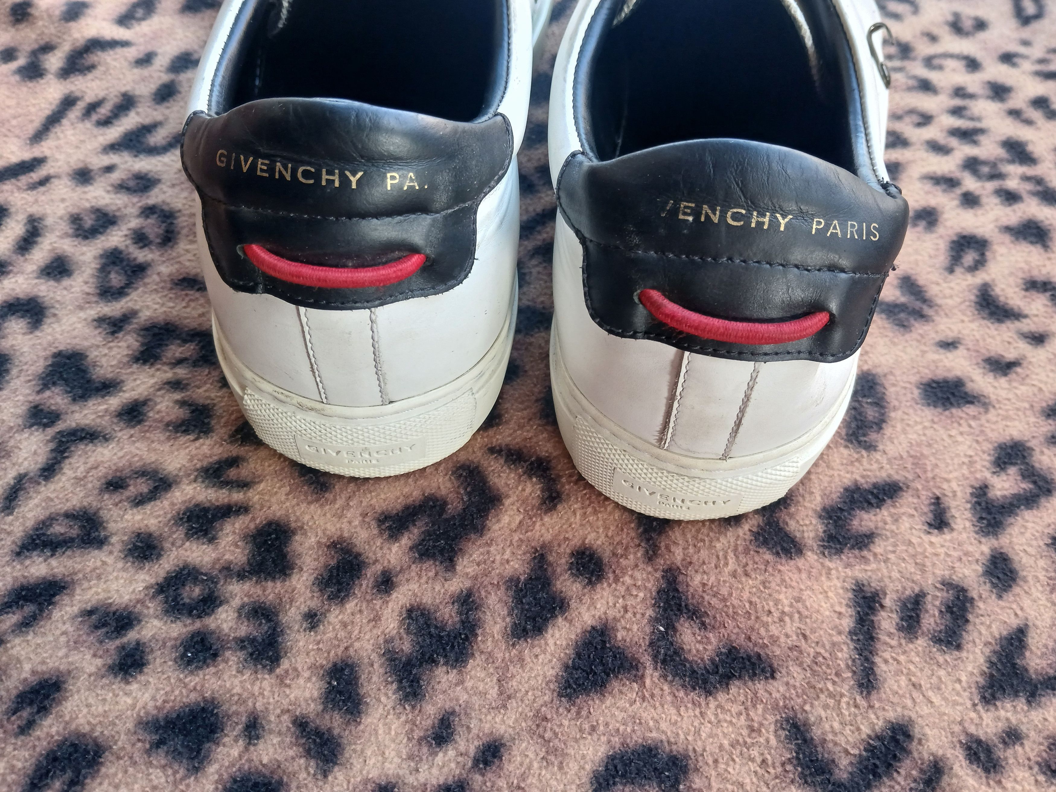 Givenchy Givenchy white urban street hike sneaker Size US 10 / EU 43 - 4 Thumbnail