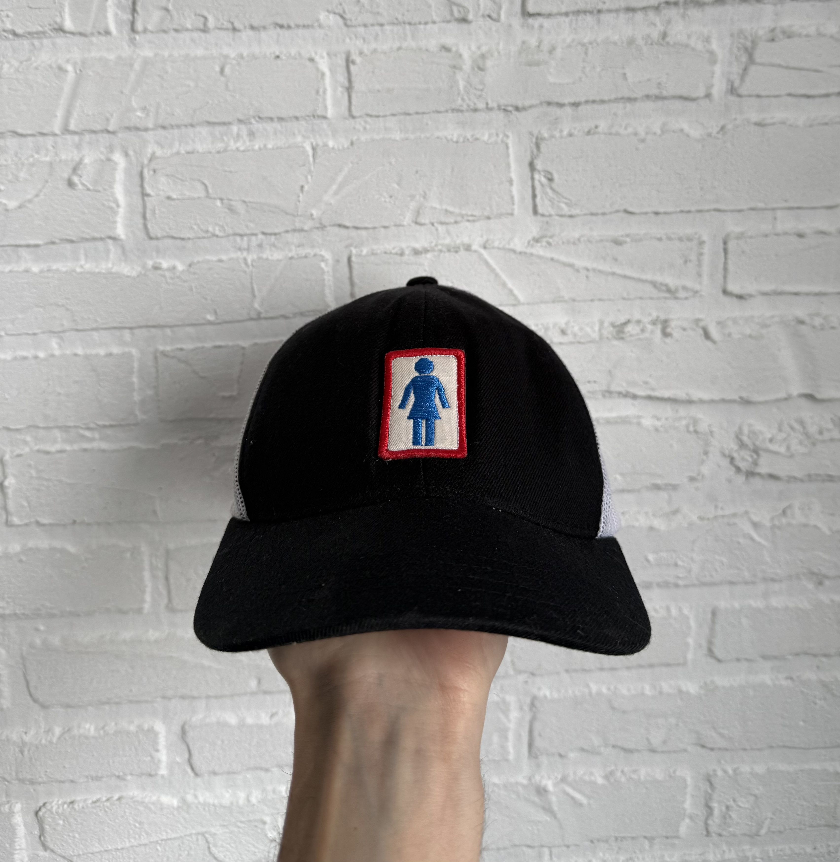 Girl Skateboards Vintage 2000s Girl skateboards trucker cap Size ONE SIZE - 1 Thumbnail