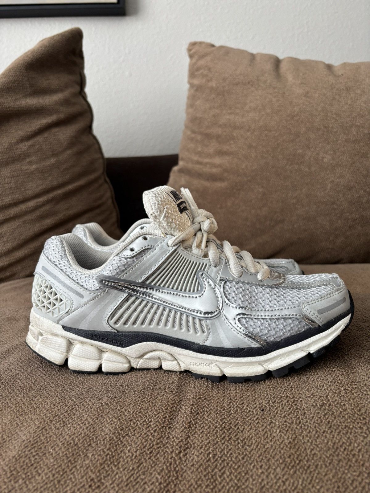 Nike Nike vomero Size US 9 / EU 42 - 3 Thumbnail