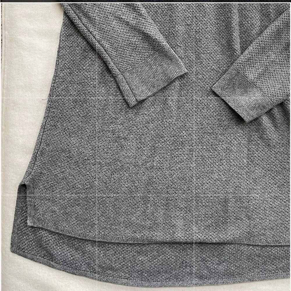 Designer Women’s Knit Old Navy Sweater Size S / US 4 / IT 40 - 2 Thumbnail
