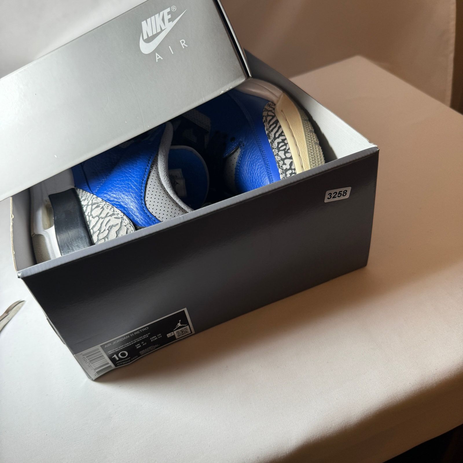 Jordan Brand × Nike Size 10 - Nike Air Jordan 3 Retro Varsity Royal Men's Shoes Size US 10 / EU 43 - 6 Thumbnail