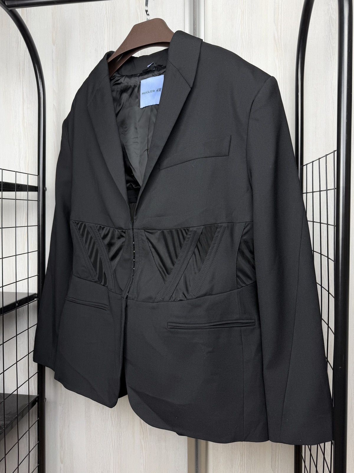 H&M × Mugler Mugler x H&M Corset-Style Wool Jacket Blazer size XXL 54 Size XXL / US 16-18 / IT 52-54 - 6 Thumbnail