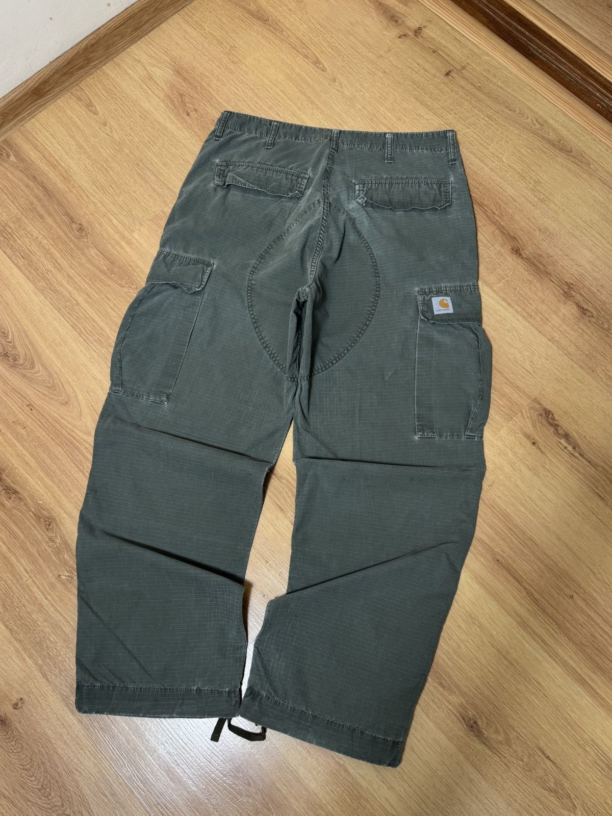 Carhartt Vintage 90s Carhartt Cargo Pants Multilpocket Olive Green L Size US 34 / EU 50 - 1 Thumbnail