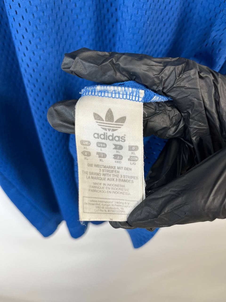 Adidas ADIDAS ORIGINALS MESH TEE BLUE VINTAGE 2004 TREFOIL Size XL Size US XL / EU 56 / 4 - 5 Thumbnail