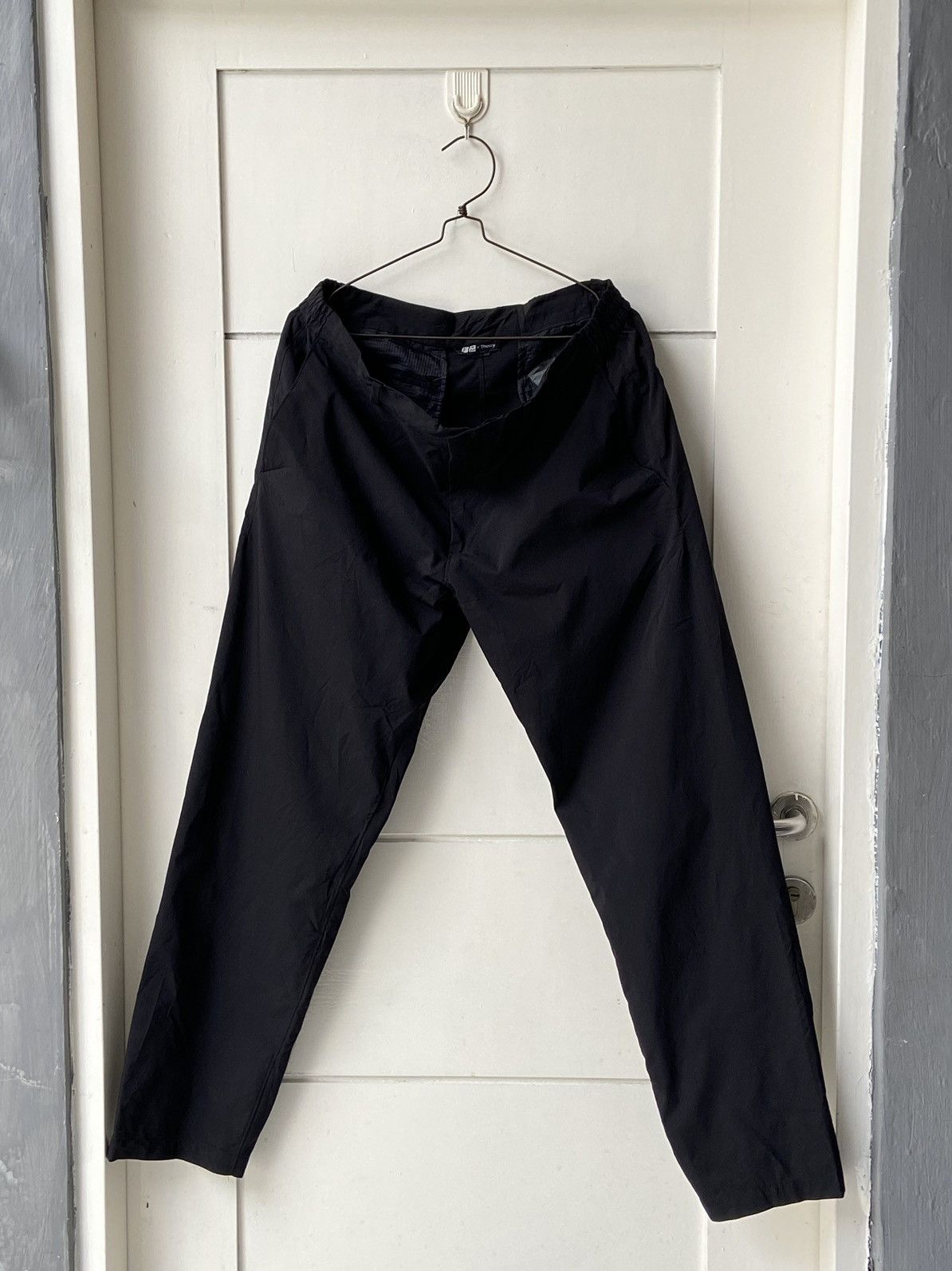 Theory × Uniqlo UNIQLO x THEORY Black Pants Size US 31 - 1 Thumbnail