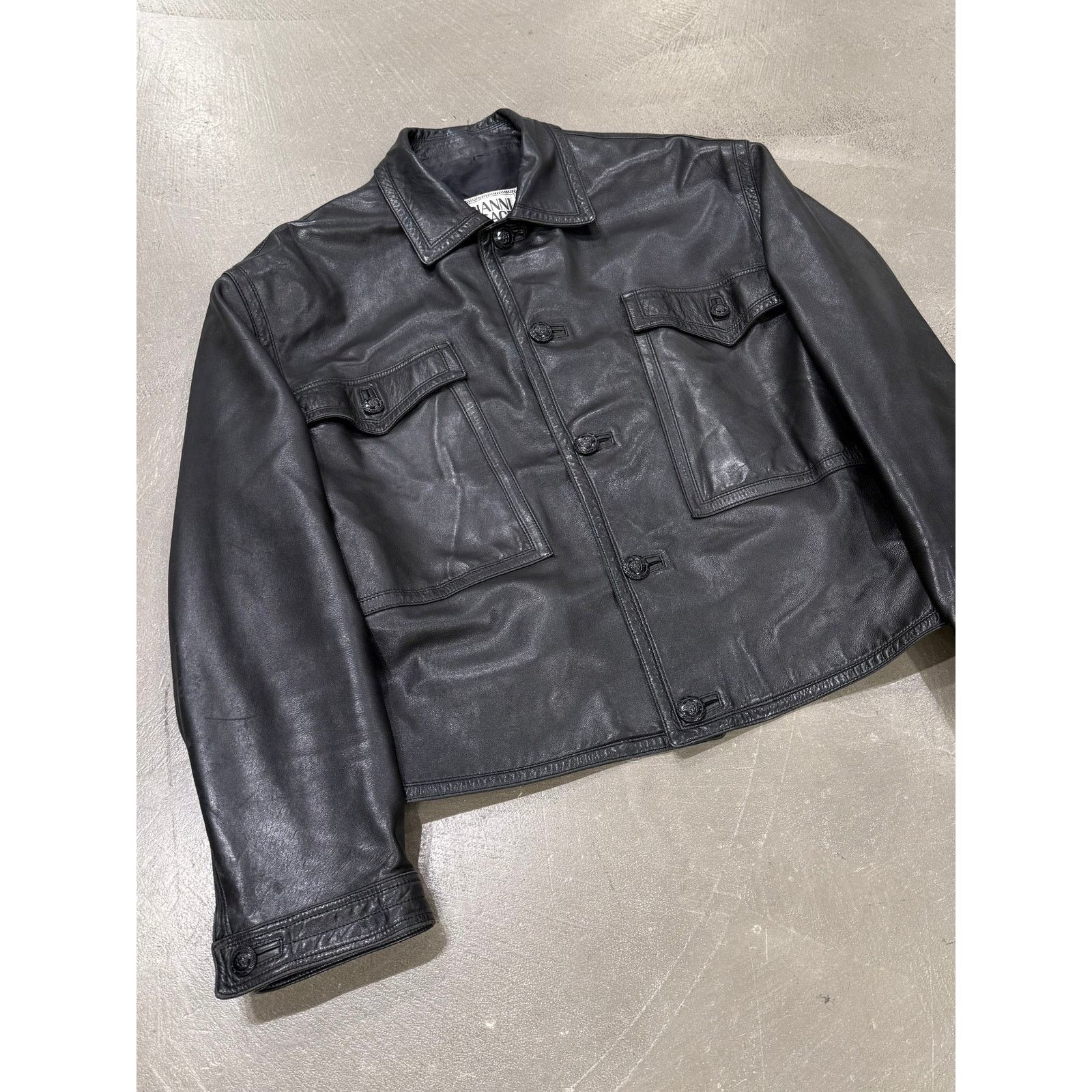 Versace 1990s Gianni Versace oversized cropped leather jacket Size ONE SIZE - 4 Thumbnail