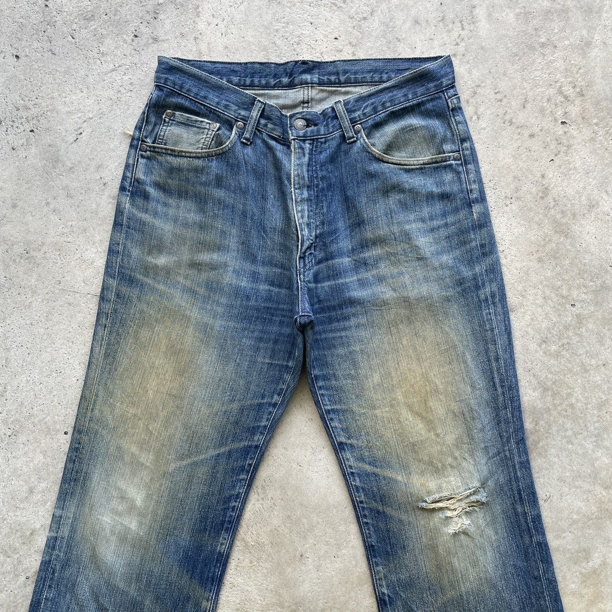 Japanese Brand Vintage Japanese Rusty Wash Distressed Faded Jeans Pants W32 Size US 32 / EU 48 - 3 Thumbnail