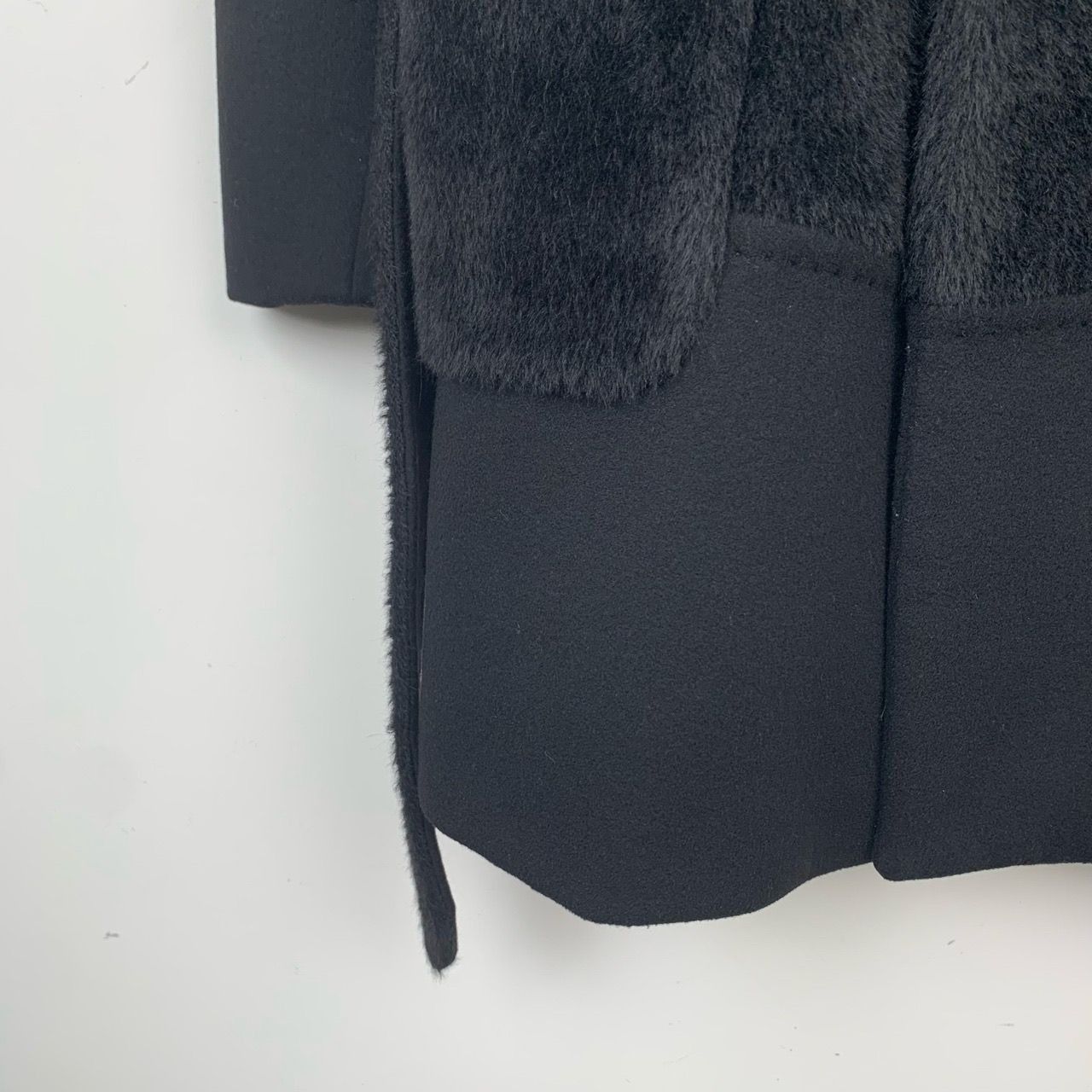 Max Mara MaxMara Black Notched Lapel Belted Wool Coat Size 36 Made In Size XS / US 0-2 / IT 36-38 - 4 Thumbnail