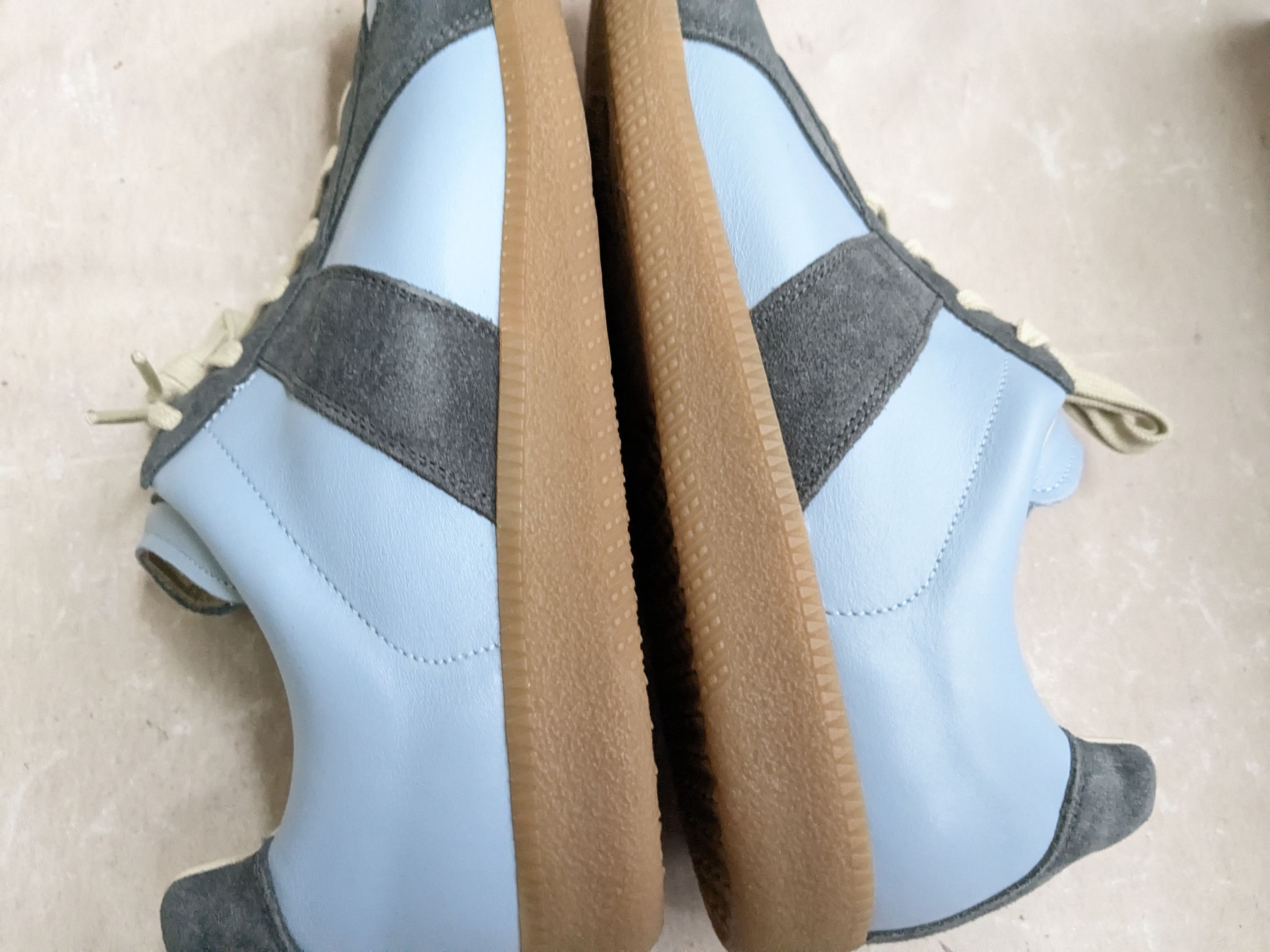 Maison Margiela Maison Margiela Replica GAT White Blue 11 44 Low Tops Size US 11 / EU 44 - 13 Thumbnail