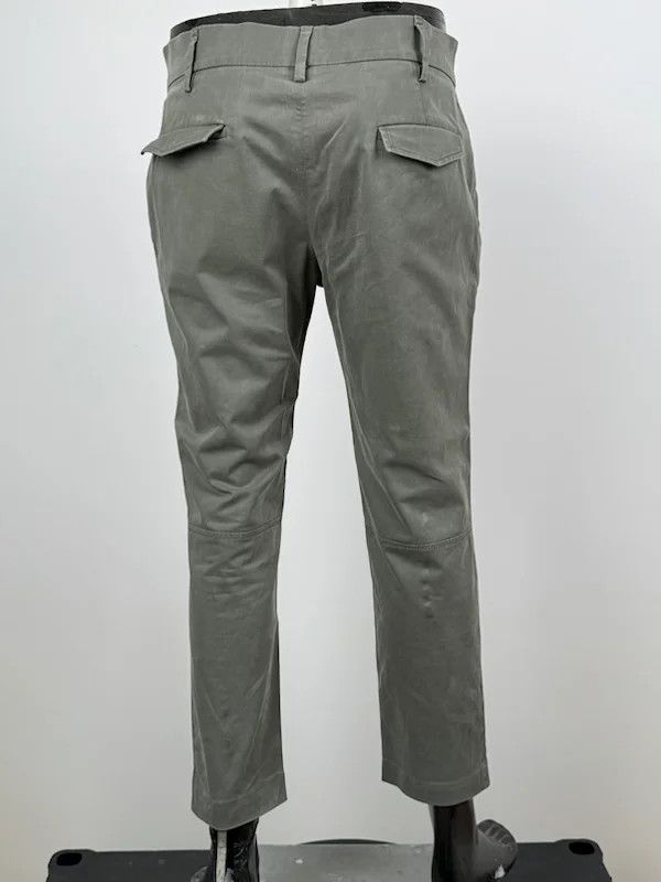 Brunello Cucinelli Brunello Cucinelli Pantalone Taglia 46 Verde Oliva Size US 30 / EU 46 - 2 Thumbnail