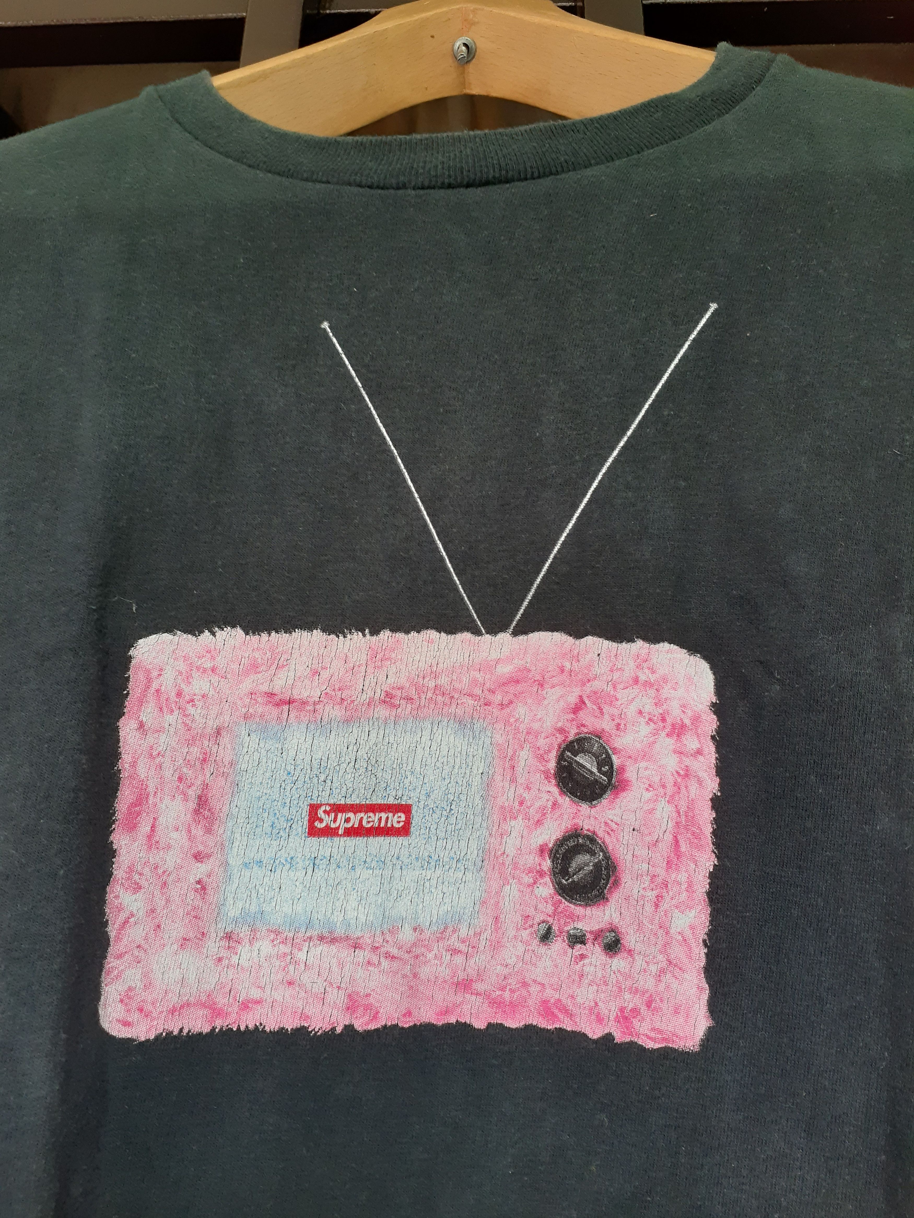 Designer × Supreme Supreme TV Tee Size US M / EU 48-50 / 2 - 3 Thumbnail