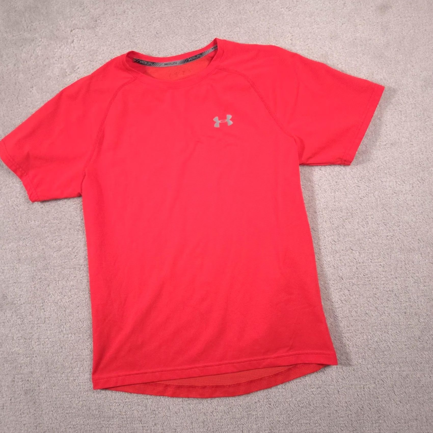 Under Armour Under Armour Shirt Mens Medium Red Run Short Sleeve Athletic Running Tee Top Size US M / EU 48-50 / 2 - 2 Thumbnail