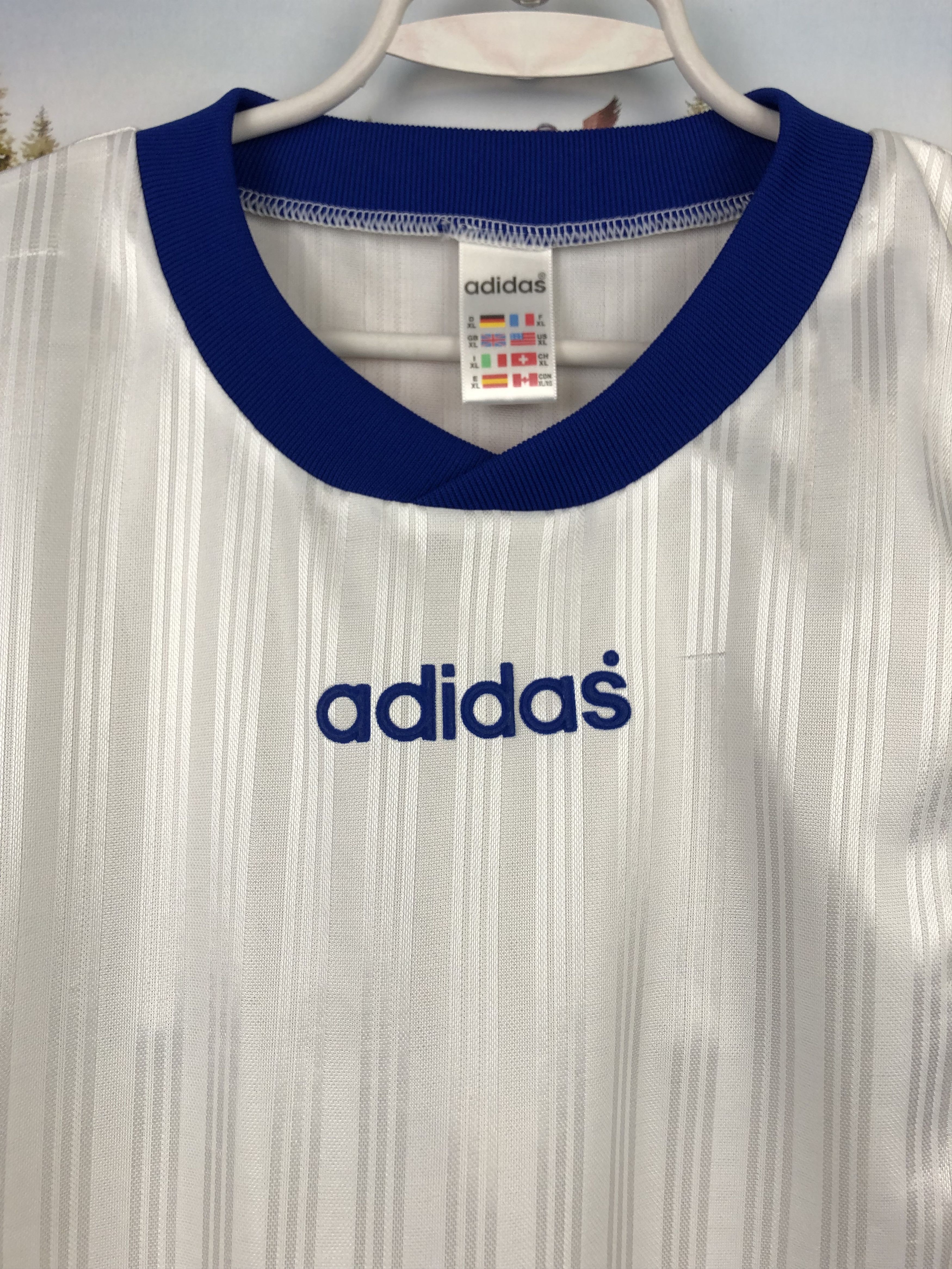 Adidas Vintage Football Template Shirt Soccer Jersey Tee Hype Size US XL / EU 56 / 4 - 5 Thumbnail