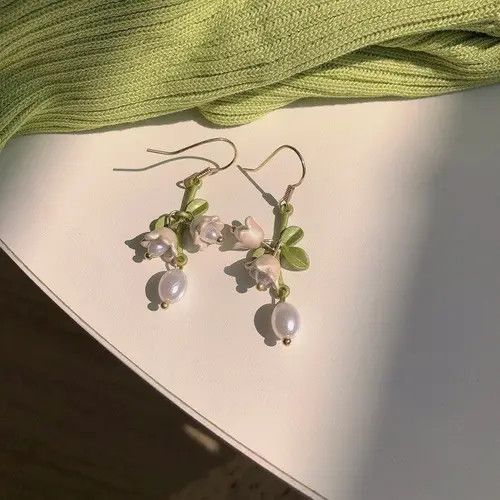 Designer × Jewelry × Vintage Elegant Flower Dangle Drop Earrings for Women,Pearl Earrings Size ONE SIZE - 1 Thumbnail