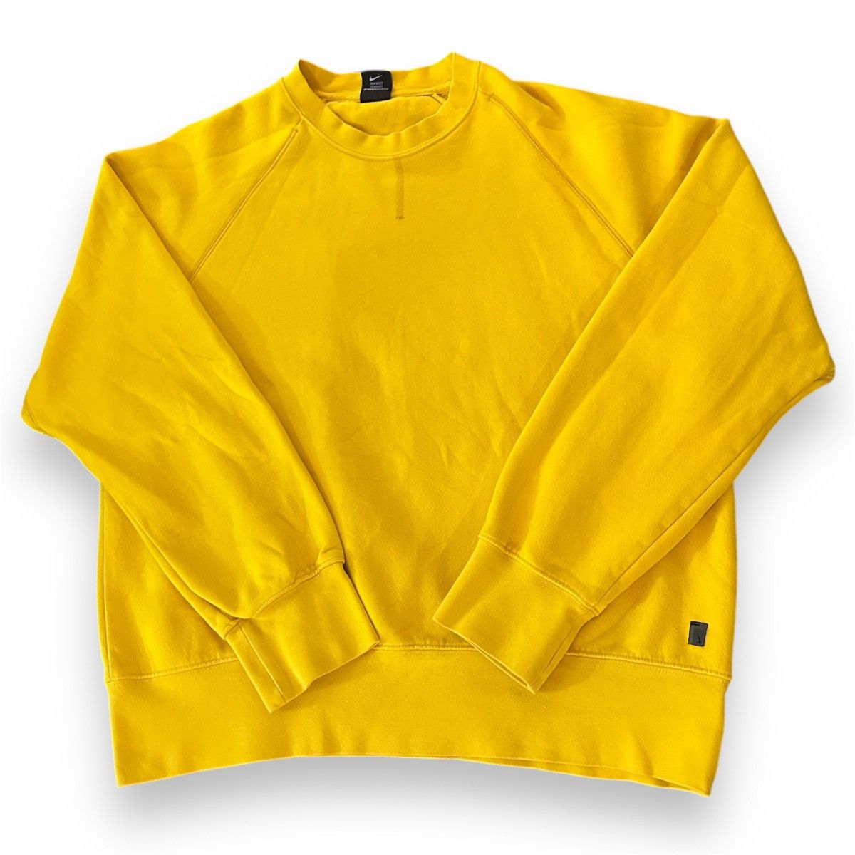 Nike × Vintage VTG Y2K Nike Crewneck Yellow Size US L / EU 52-54 / 3 - 1 Thumbnail