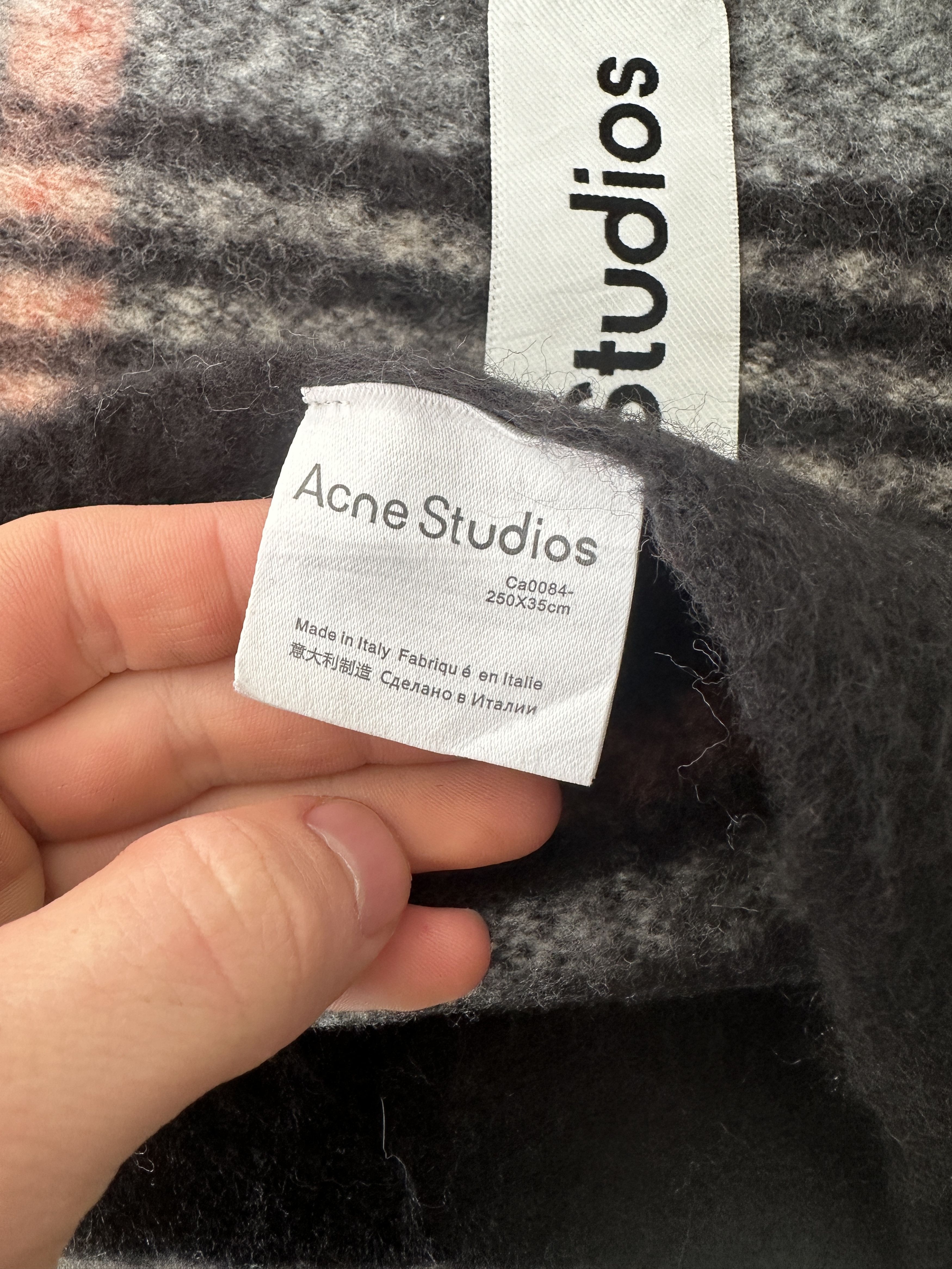 Acne Studios Acne Studios Multicolor Oversized Scarf Fringe Italy Size ONE SIZE - 4 Thumbnail