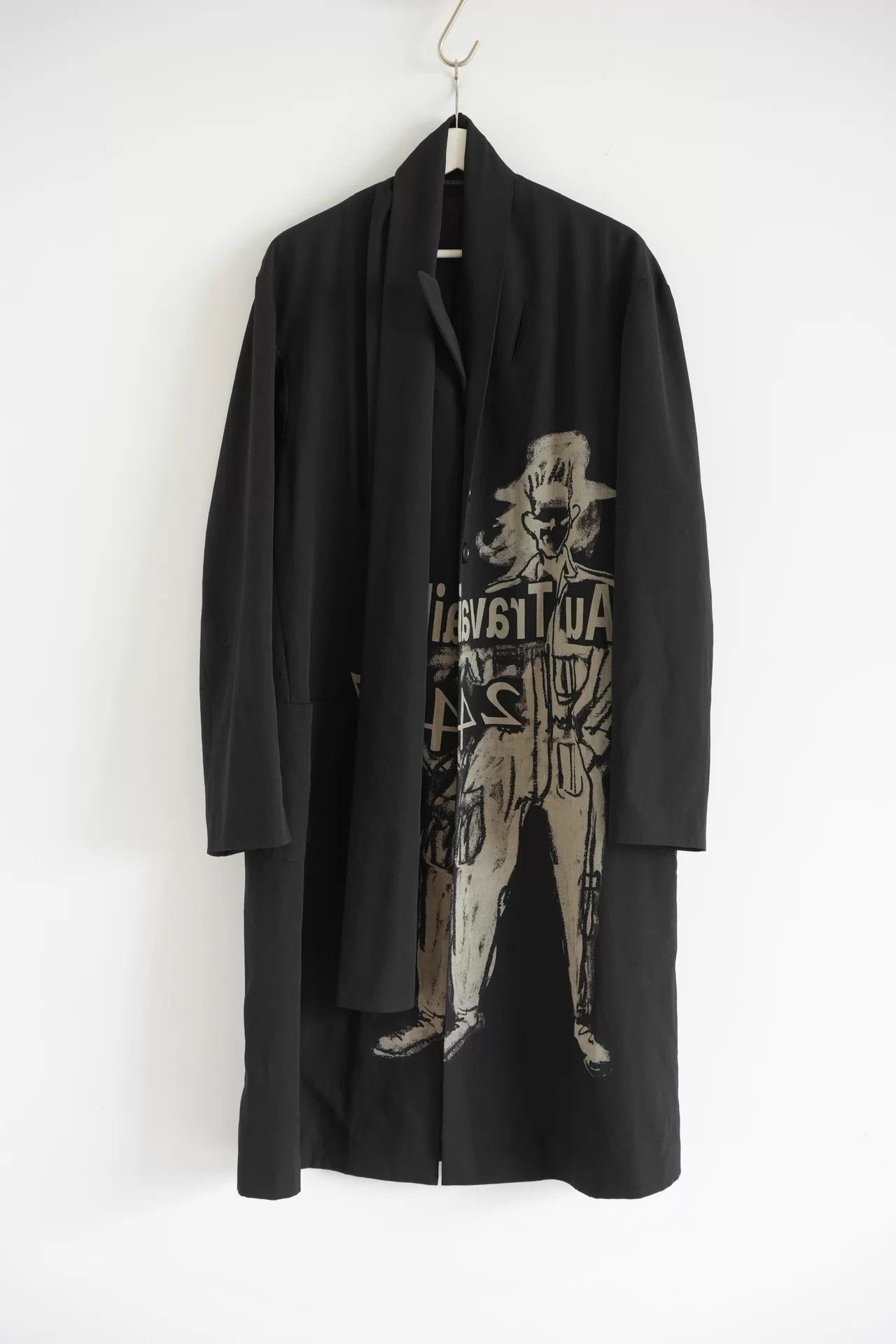 Yohji Yamamoto Black Long Coat with Graphic Print Size US M / EU 48-50 / 2 - 1 Thumbnail