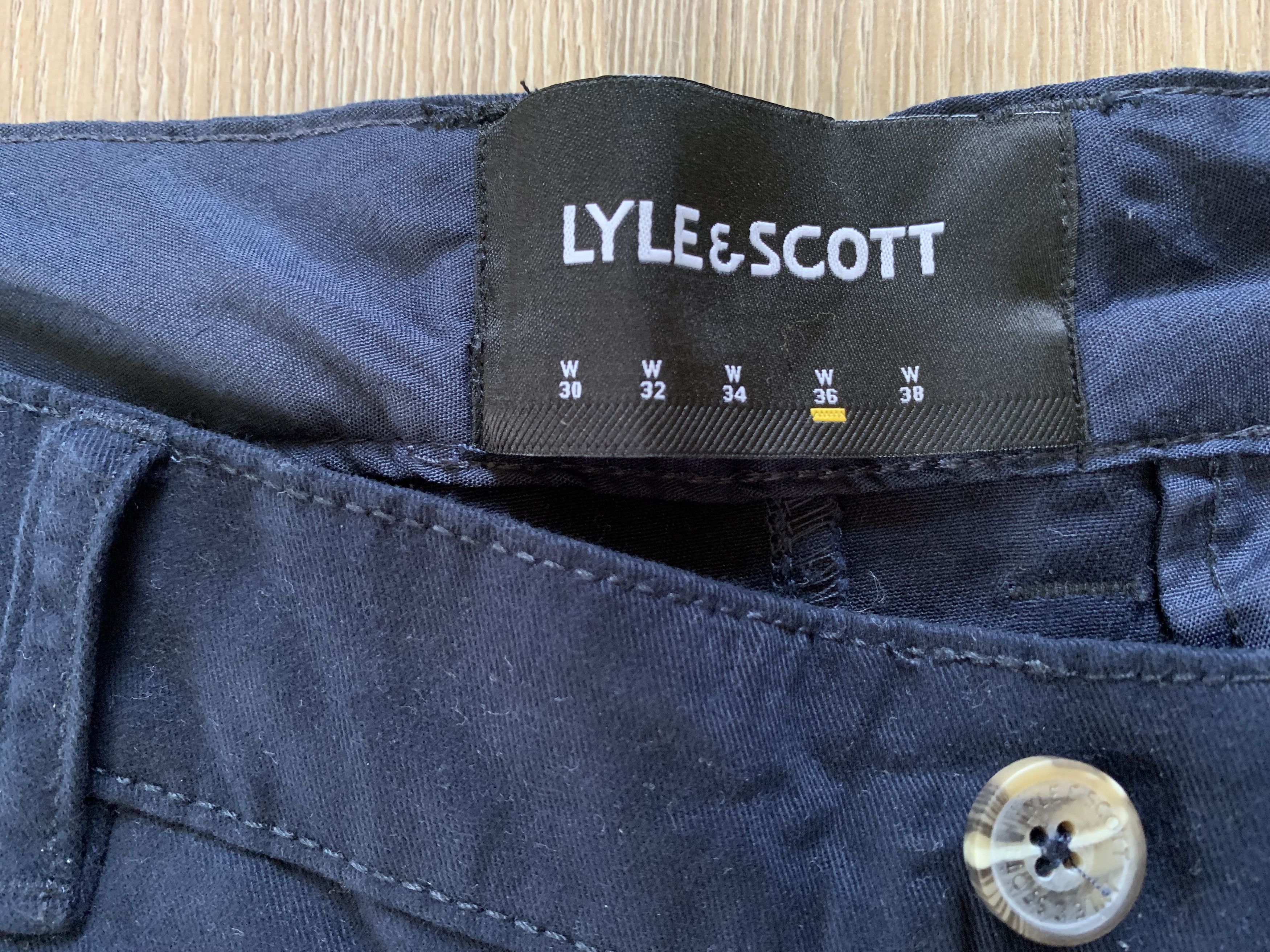 Lyle & Scott Lyle & Scott Navy Multi Pocket Cargo Shorts Size US 36 / EU 52 - 7 Thumbnail