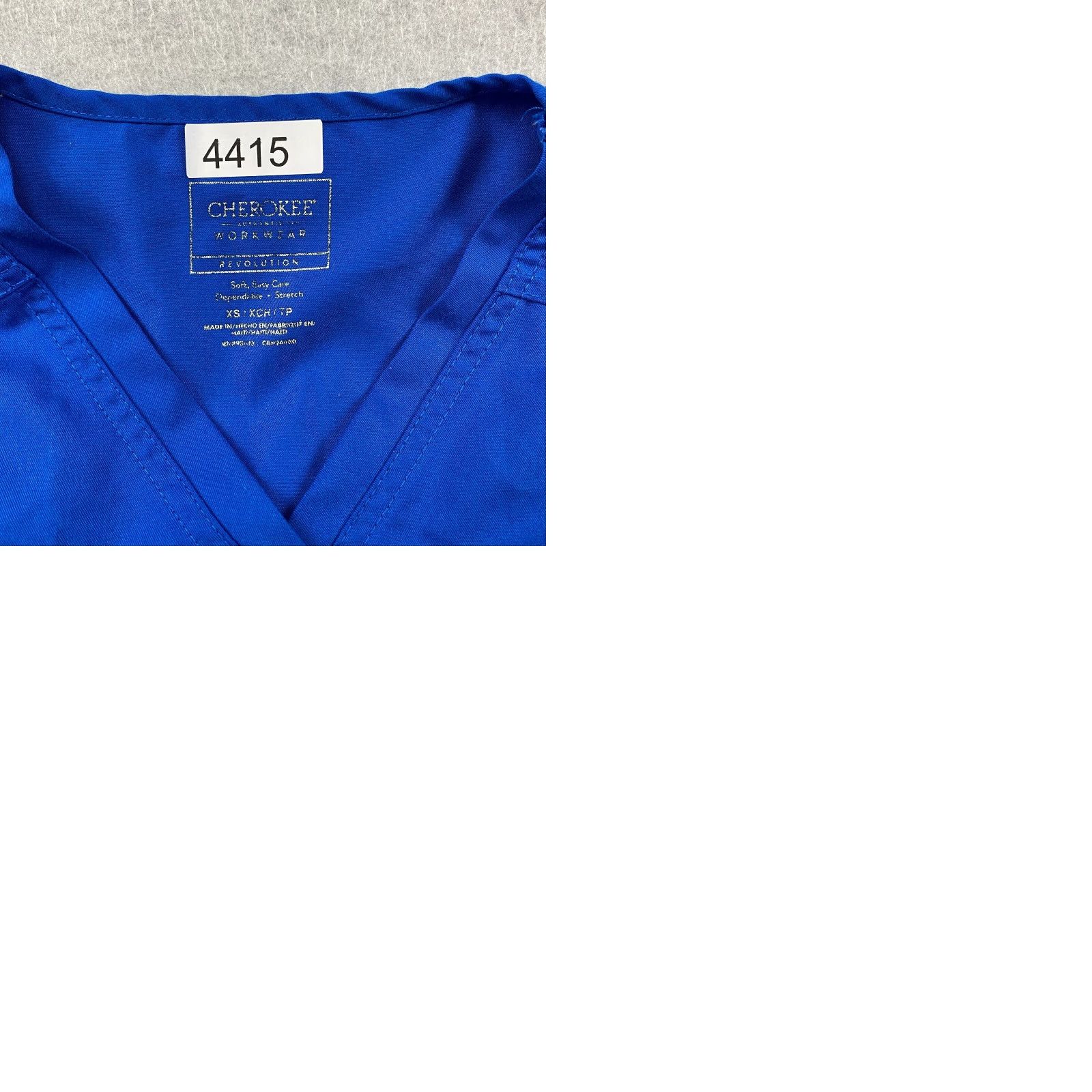 Cherokee Cherokee Scrubs Top Womens XS Blue Short Sleeve V Neck Pocket Size XS / US 0-2 / IT 36-38 - 9 Thumbnail