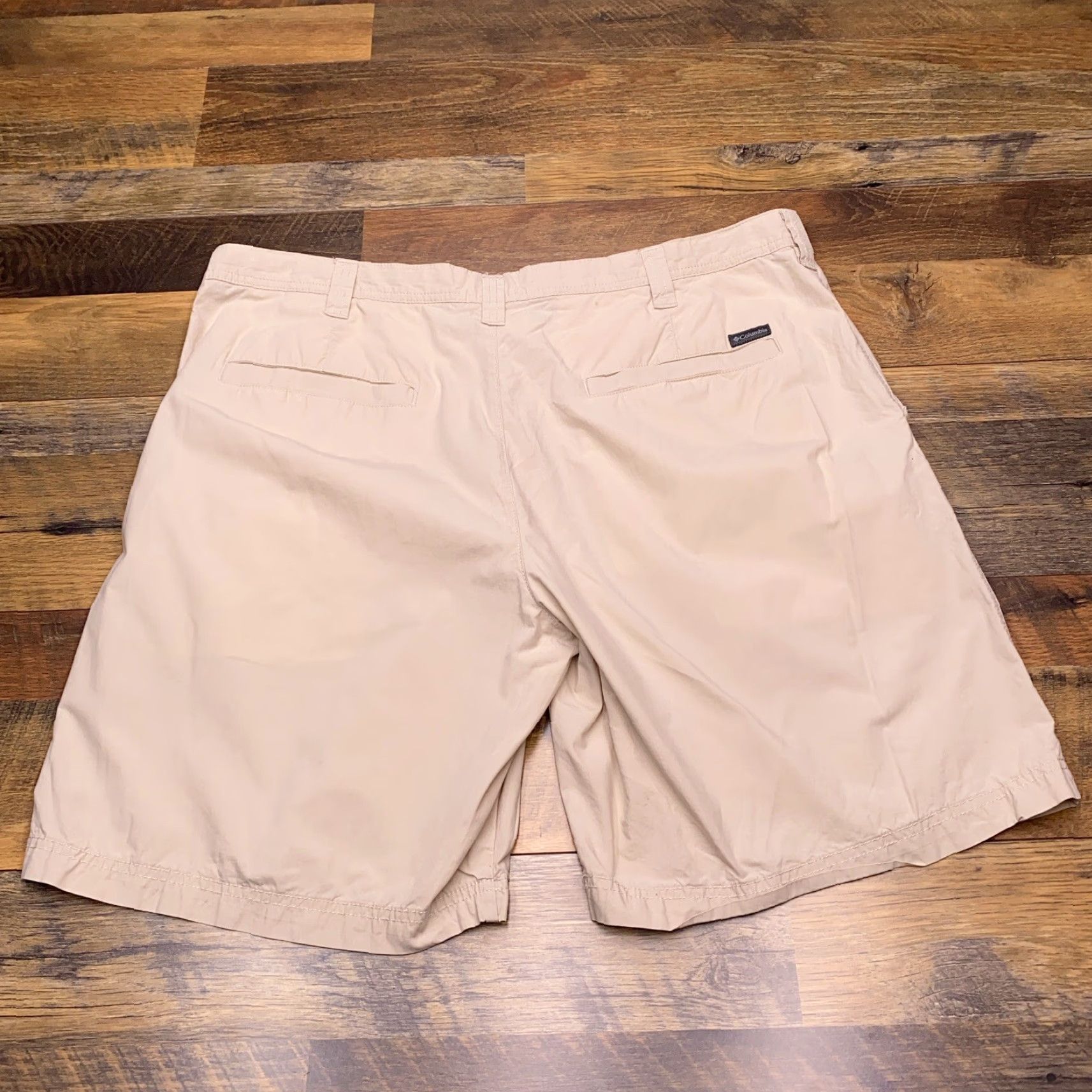 Vintage Columbia Shorts Adult 40 Beige Chino Outdoor Mens Size US 40 / EU 56 - 7 Thumbnail