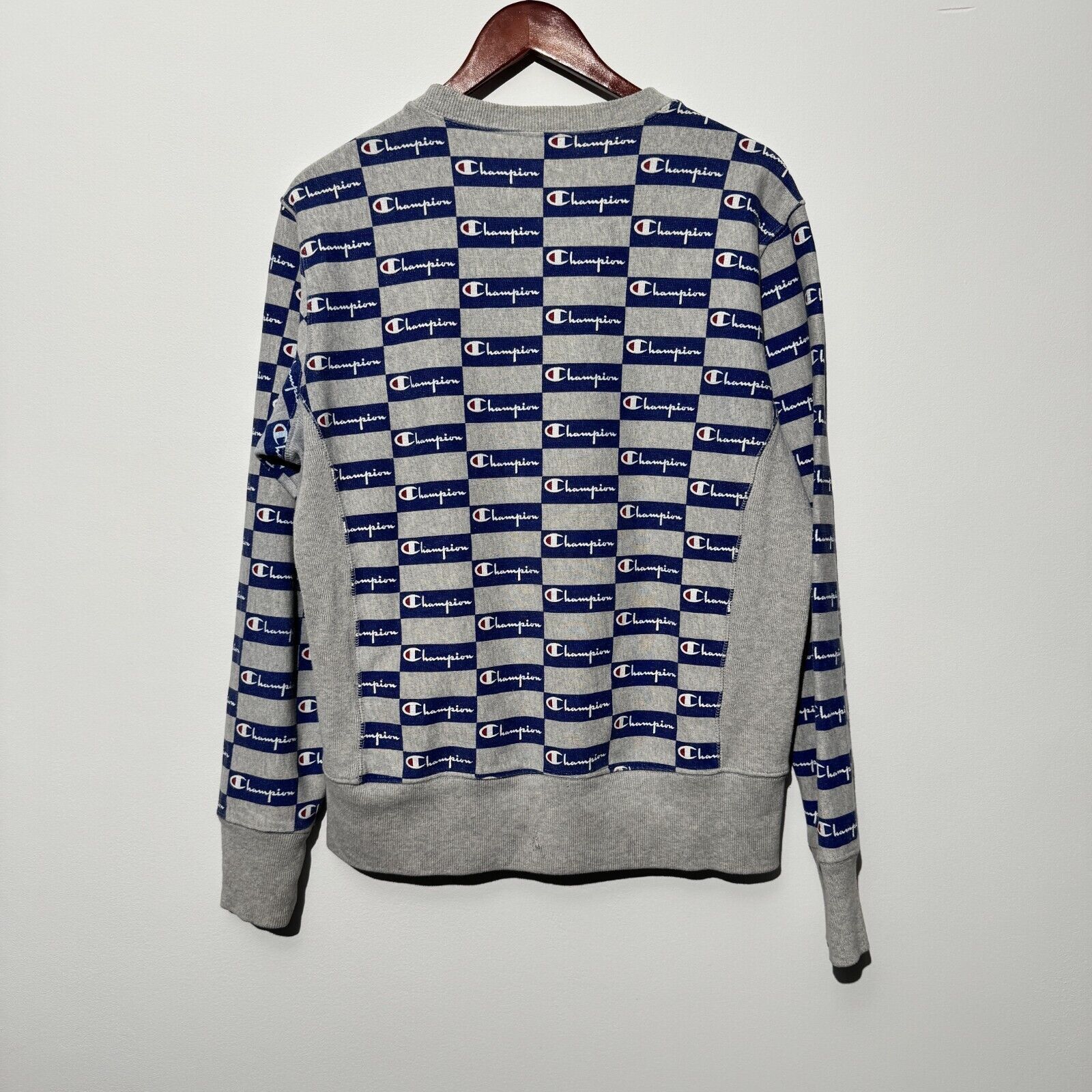 Champion × Vintage Vintage Champion Unisex Gray Cotton Crewneck Size M 90s Size US M / EU 48-50 / 2 - 9 Thumbnail