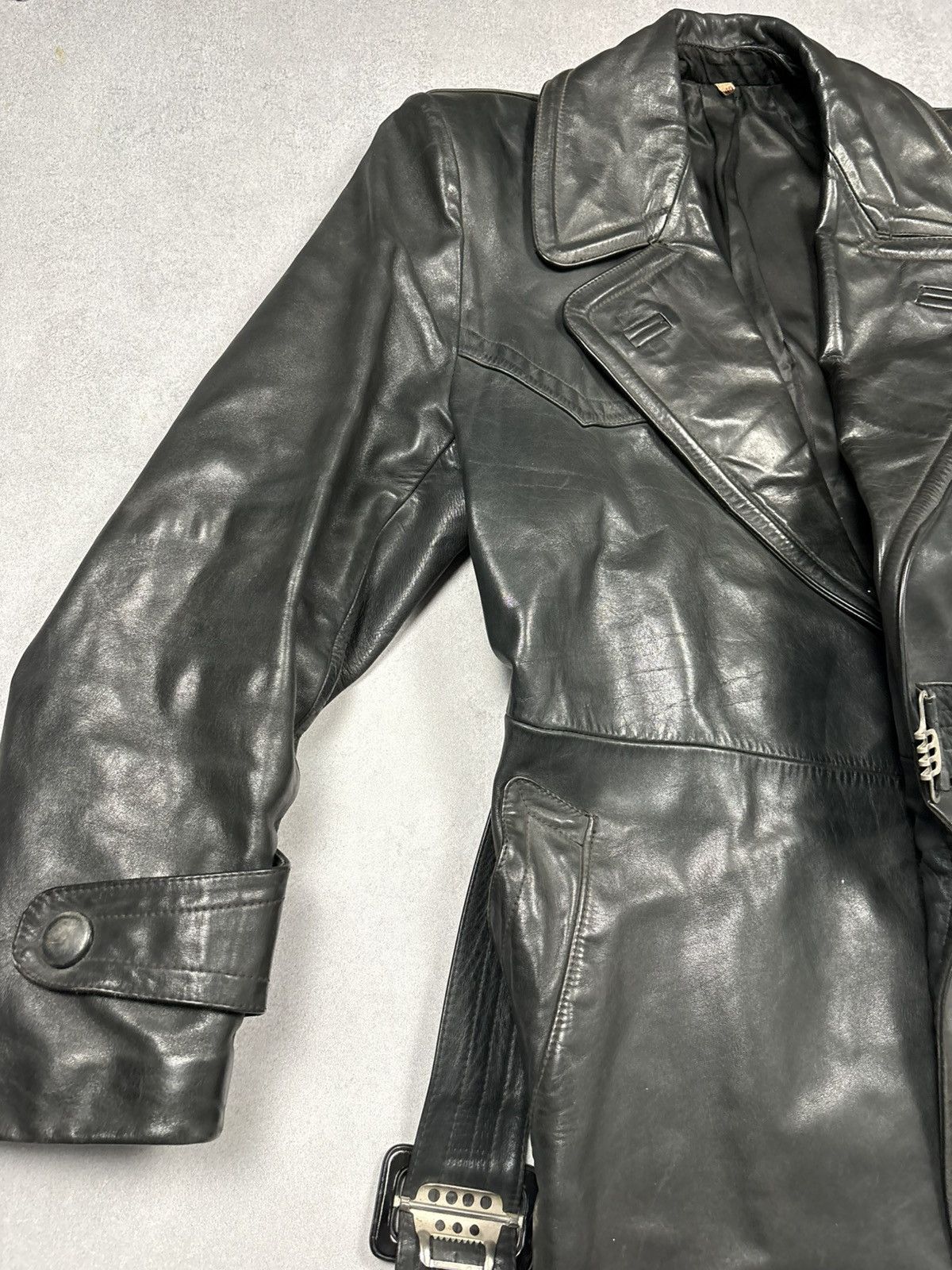 Vintage Vintage German Leather Trench Coat WW2 Vintage Horsehide 46 Size US S / EU 44-46 / 1 - 18 Thumbnail