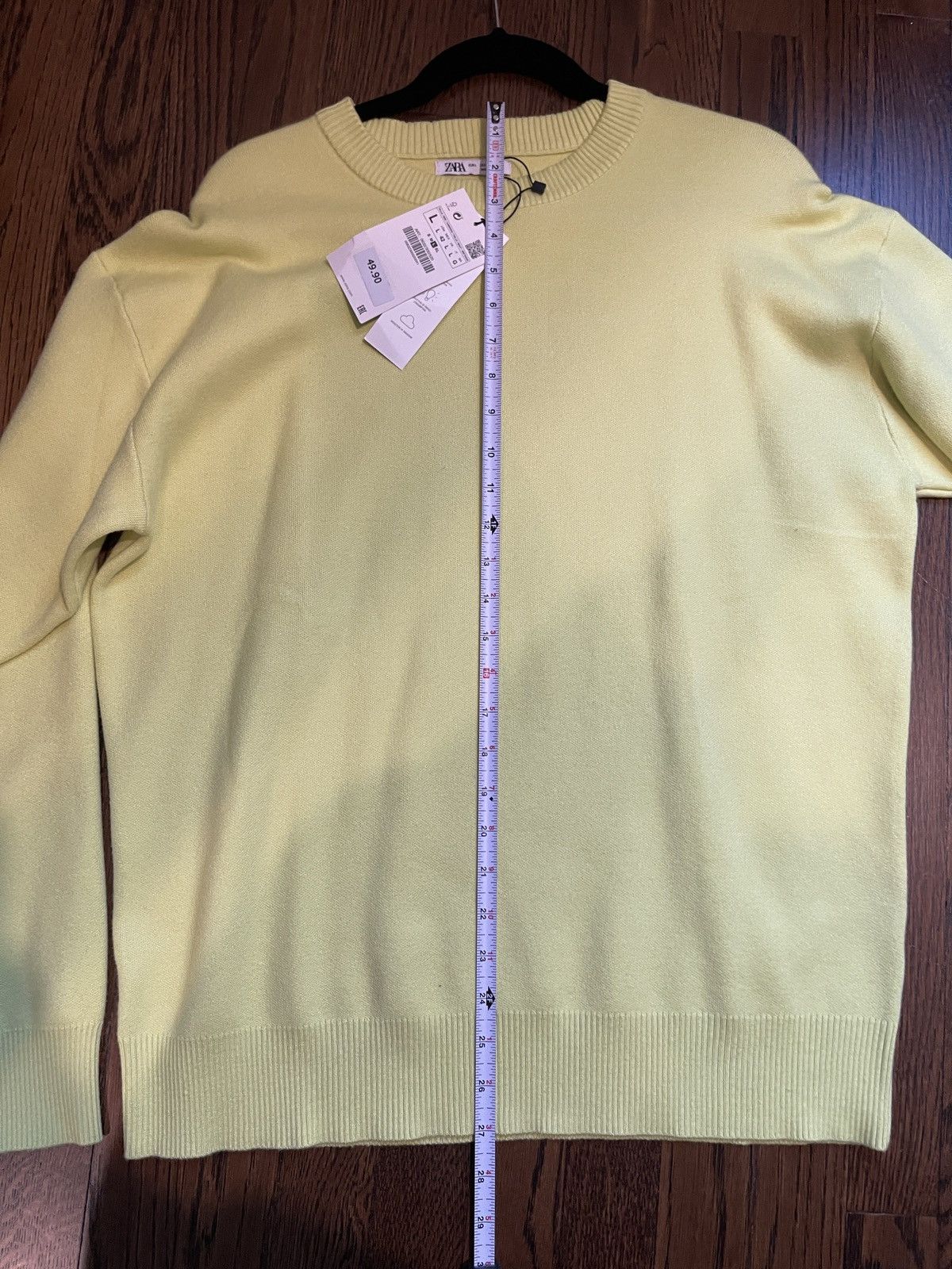 Zara Zara yellow sweater brand new size large Size US L / EU 52-54 / 3 - 7 Thumbnail
