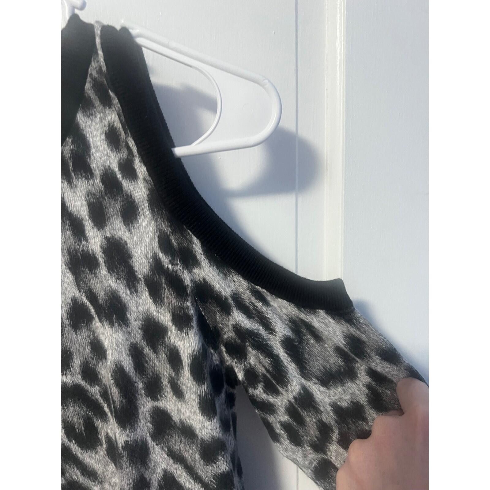 Michael Kors Michael Kors Leopard Cold Shoulder Sweater Womens S Grey Size S / US 4 / IT 40 - 4 Thumbnail