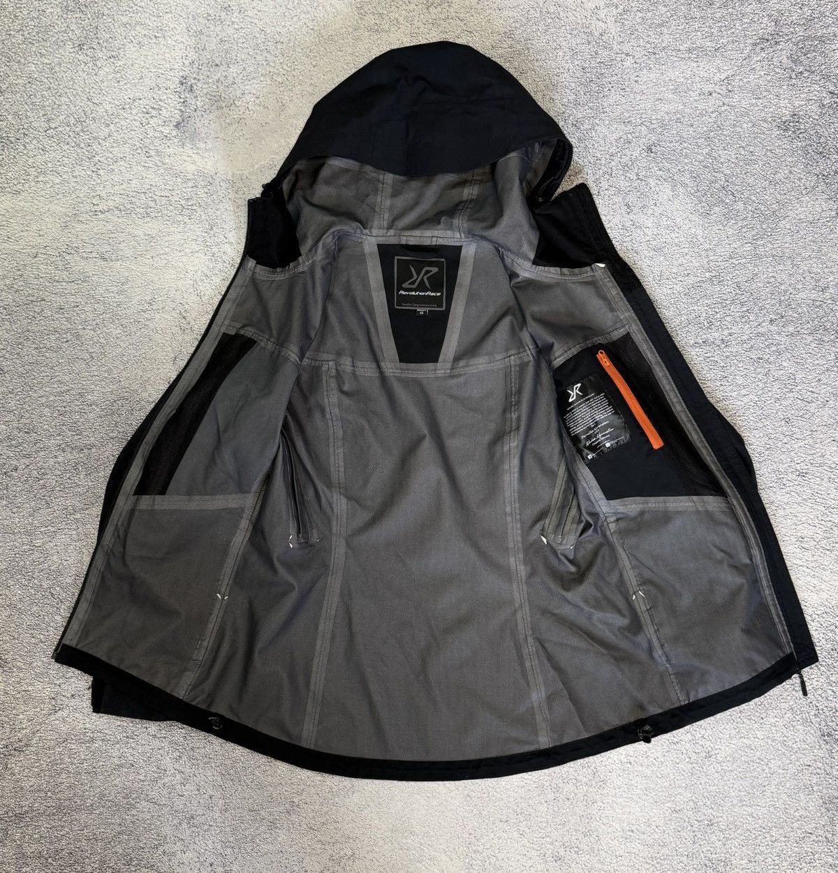 Fjallraven RevolutionRace RVRC Whisper Jacket XS Waterproof Hypershell Size XS / US 0-2 / IT 36-38 - 5 Thumbnail