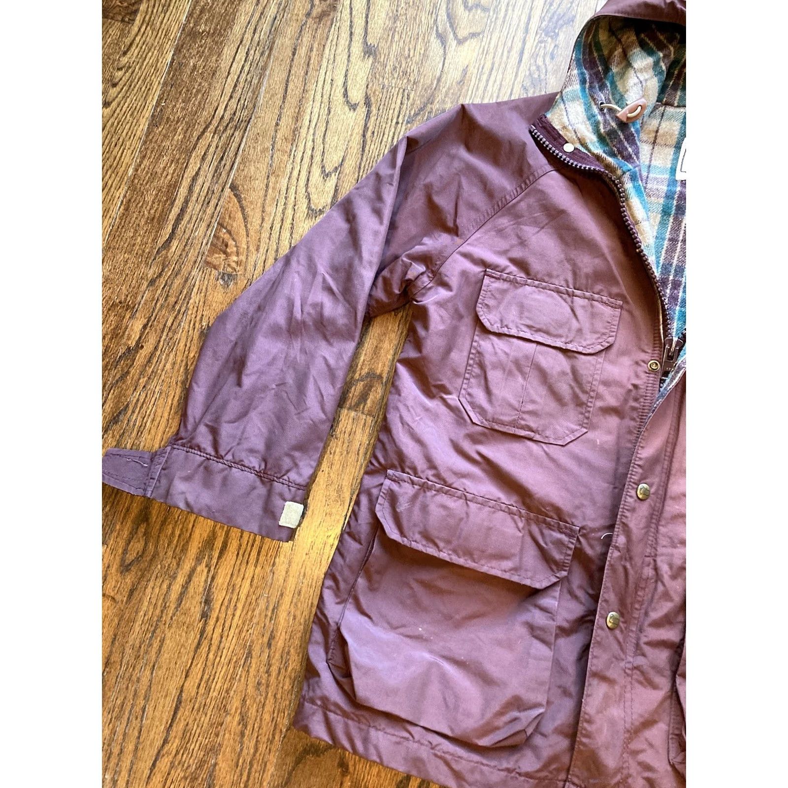 Vintage VINTAGE Woolrich Chore Coat Jacket Womens Wool Flannel Lined Sz M Red USA Made Size M / US 6-8 / IT 42-44 - 2 Thumbnail