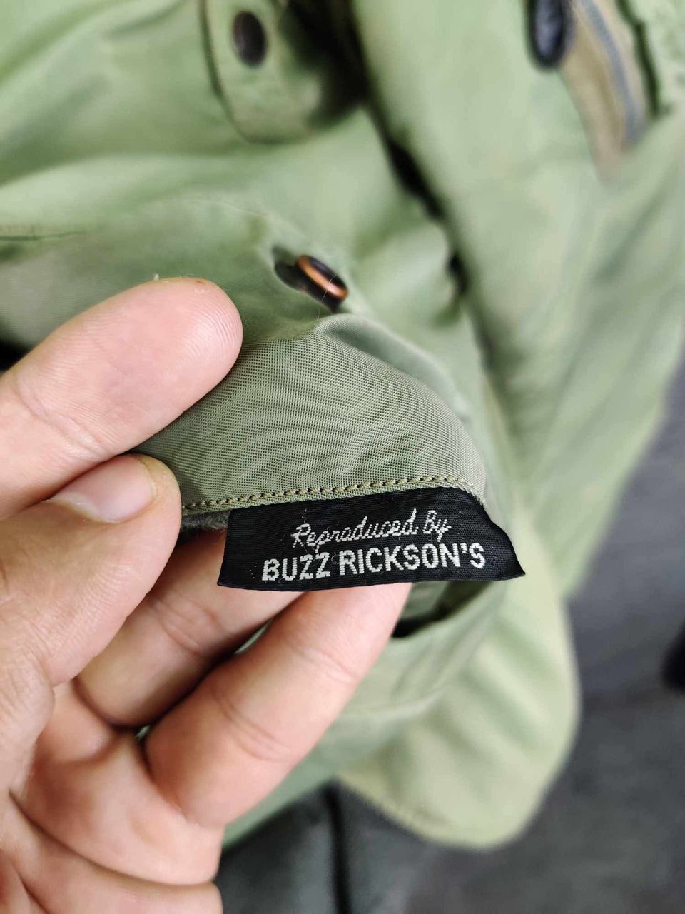 Buzz Rickson's Thrashed Vintage Buzz Rickson Distressed MA-1 Flight Jacket Size US L / EU 52-54 / 3 - 18 Thumbnail