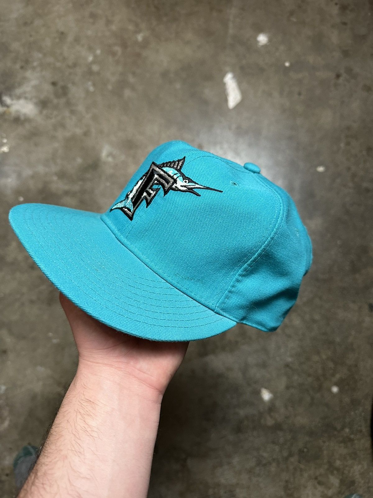 New Era Florida Marlins 90s Fitted Size 7 3/4 Size ONE SIZE - 1 Thumbnail