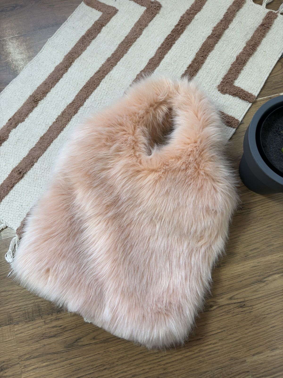 Japanese Brand FLUFFY FUR MOHAIR HAND BAG Size ONE SIZE - 7 Thumbnail