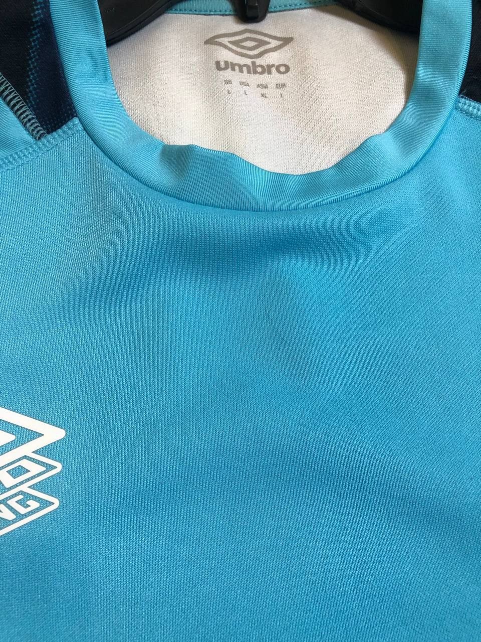 Umbro Umbro England Rugby Shirt Men's Sky Blue tee Size US L / EU 52-54 / 3 - 4 Thumbnail
