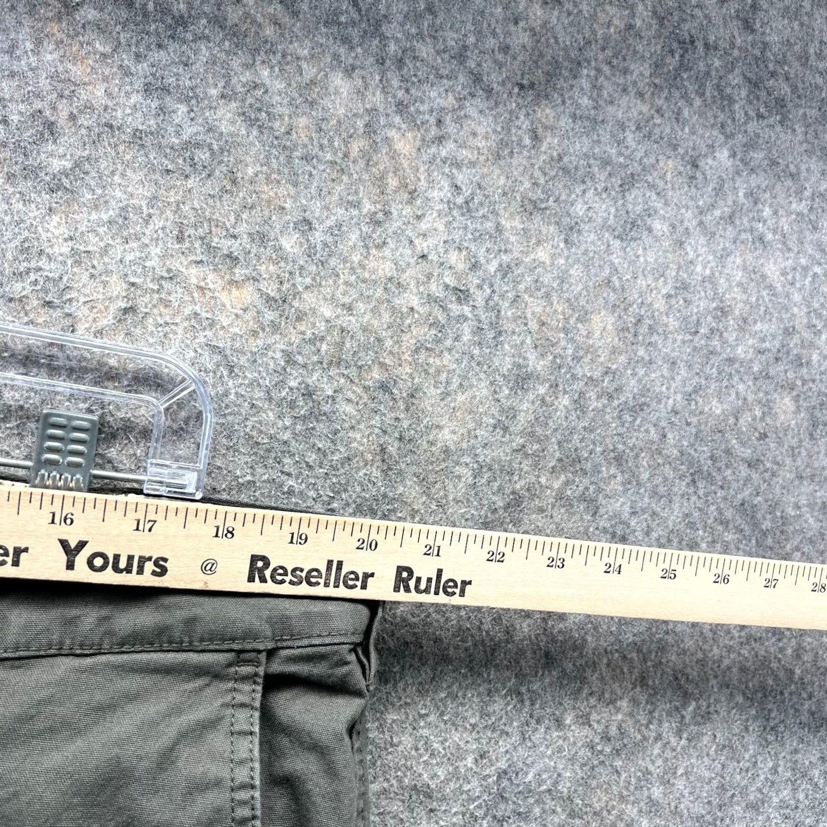 Vintage Columbia Pants Mens 40x32 Regular Khaki Chino Flat Front Straight Inseam 32 Beige Size US 40 / EU 56 - 6 Thumbnail