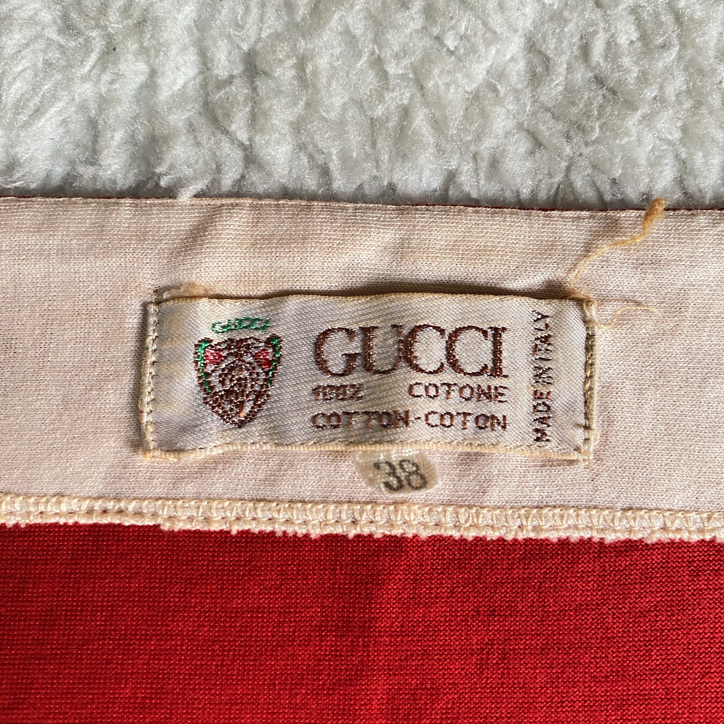 Gucci Vintage Gucci Red Cap Sleeve Henley T-Shirt Size M / US 6-8 / IT 42-44 - 5 Thumbnail